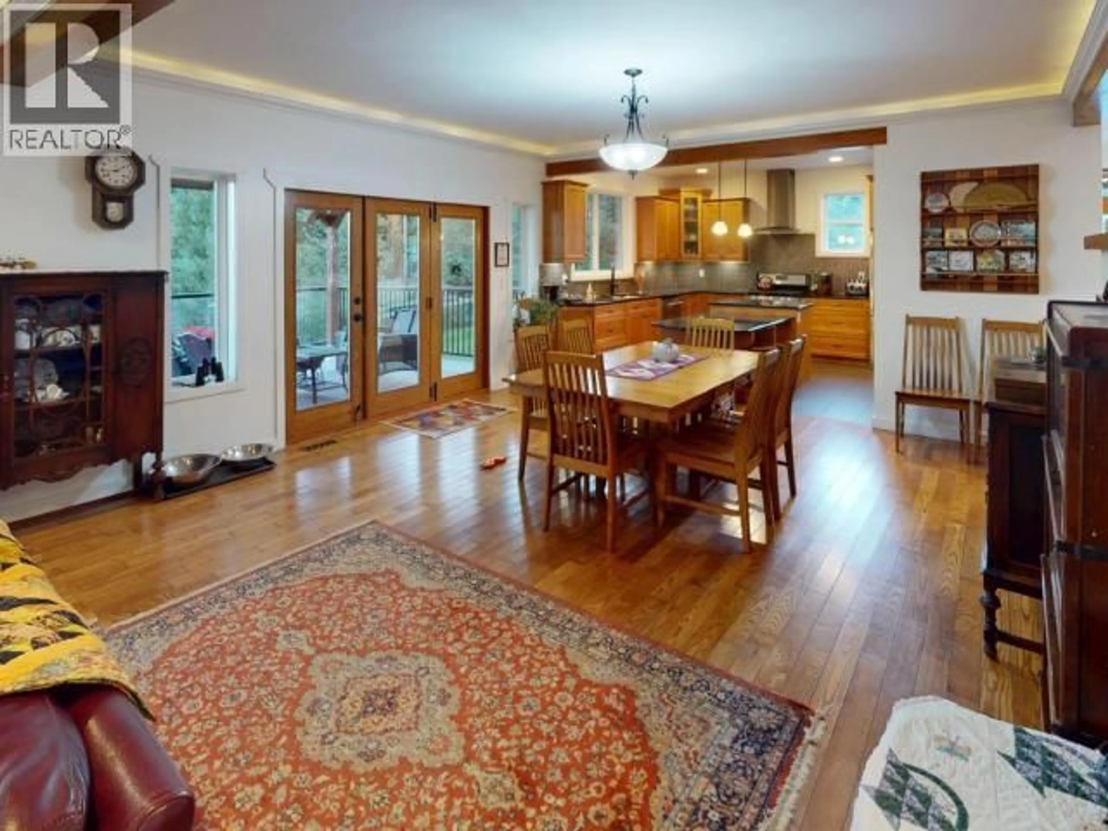 Open concept kitchen, unknown for 4880 SANDERSON ALDER AVE, Texada Island British Columbia V0N3K0