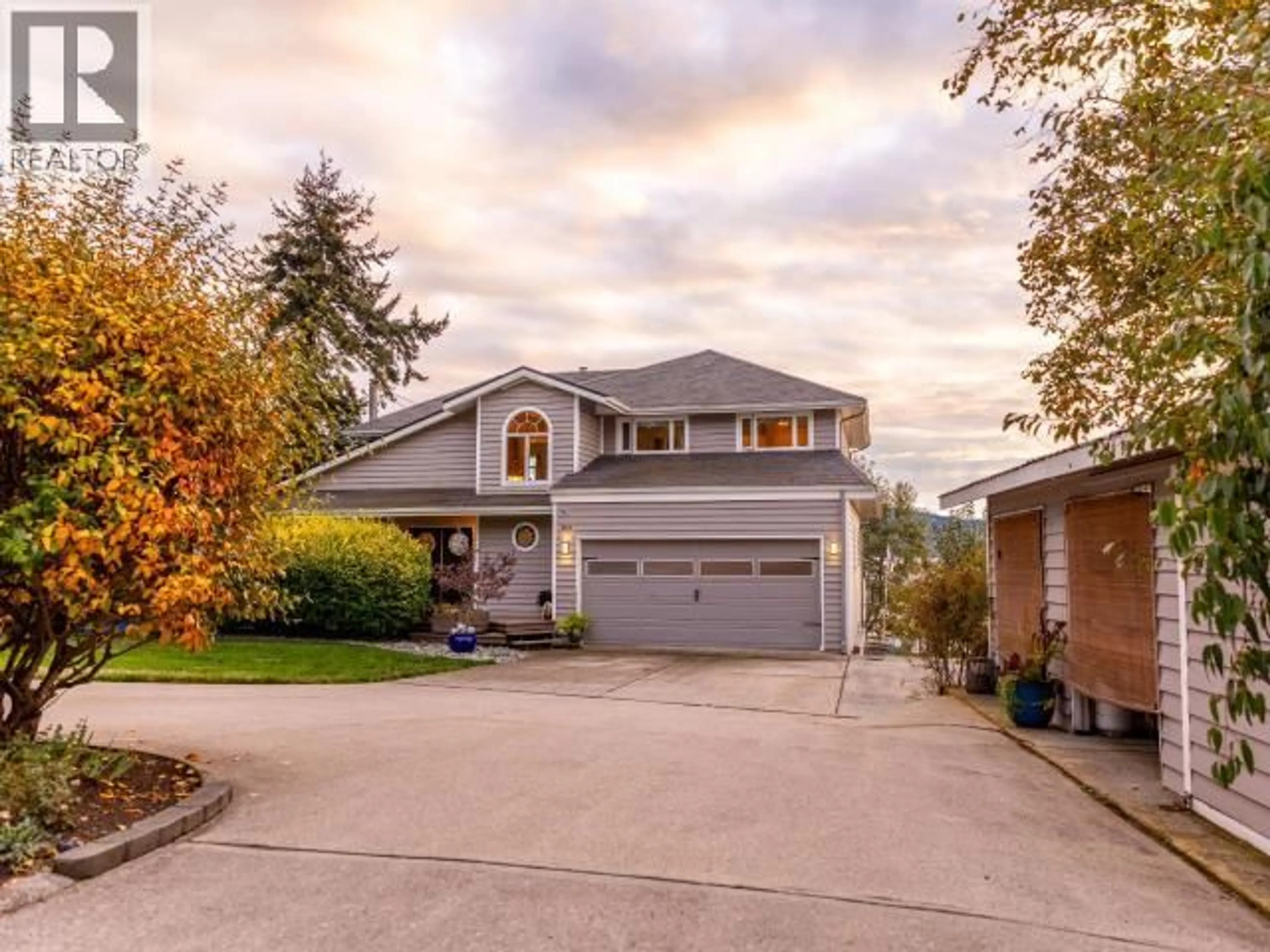 Unknown for 8745 PATRICIA ROAD, Powell River British Columbia