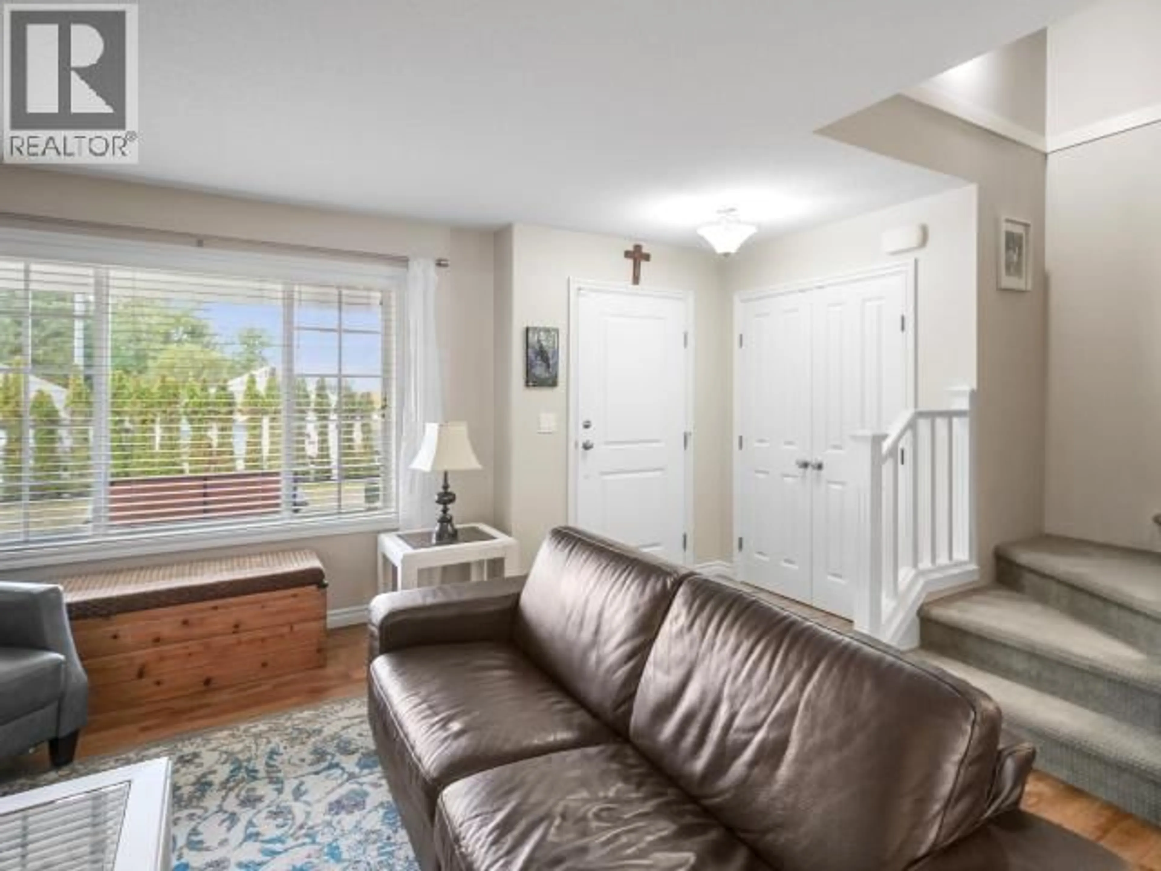 Living room with furniture, unknown for 4114 BOWNESS AVE, Powell River British Columbia V8A0A8