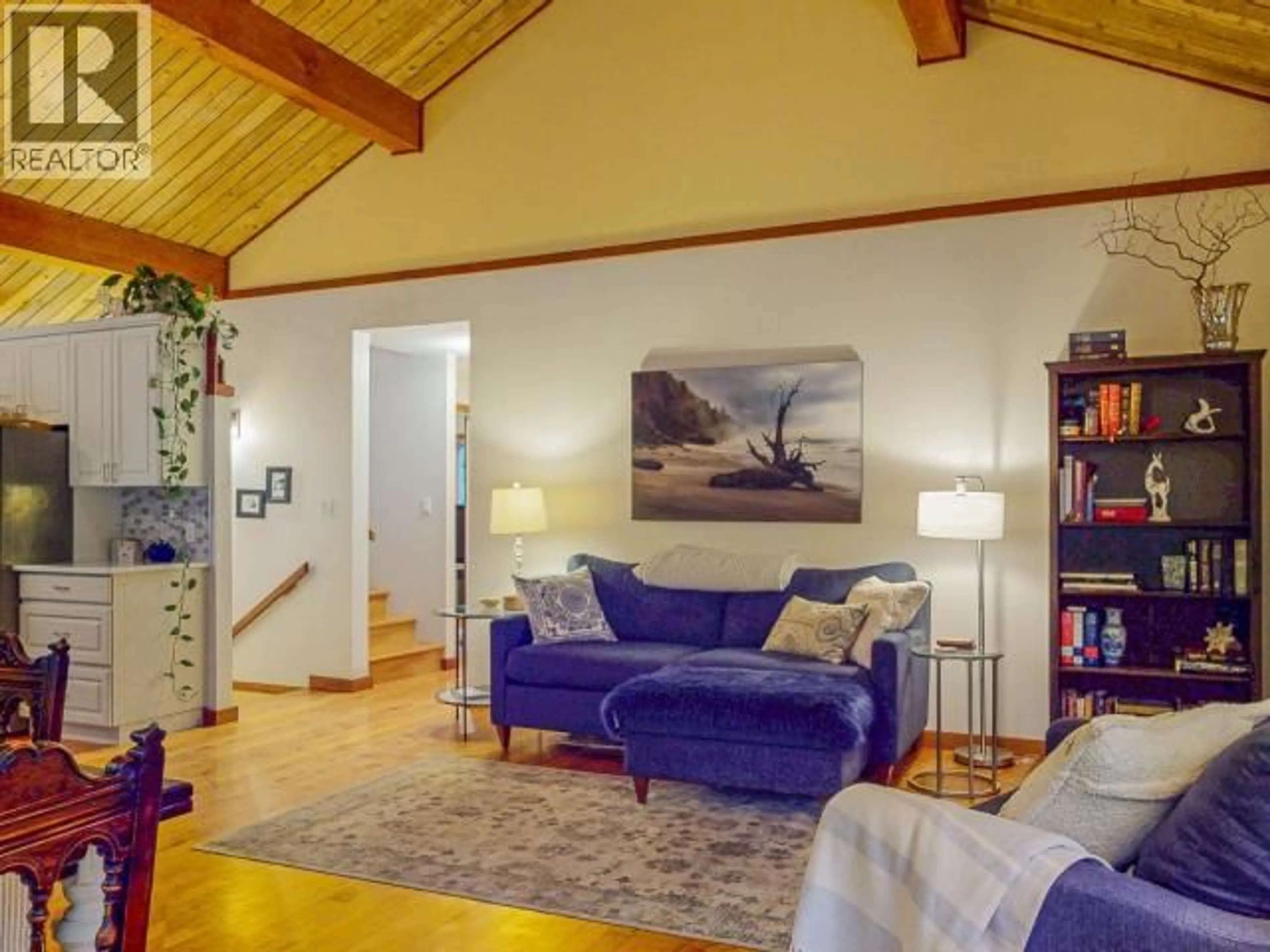 Living room with furniture, unknown for 2467 SWEDE BELLE ROAD, Powell River British Columbia V8A0P1