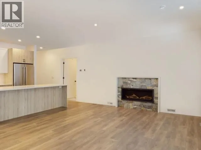 4076 SATURNA AVE, Powell River 4