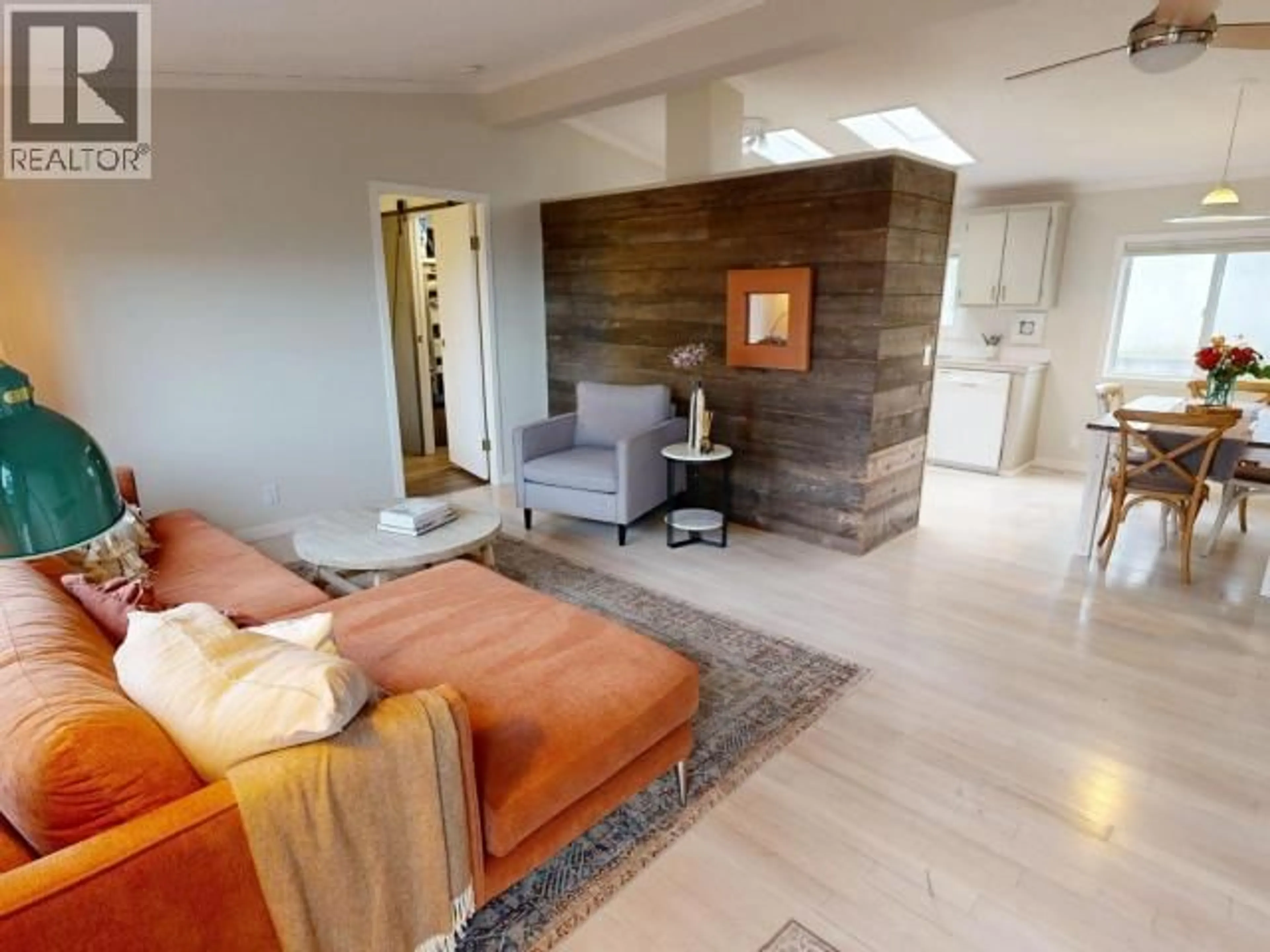 Living room with furniture, unknown for 4686 MICHIGAN AVE, Powell River British Columbia V8A2S9