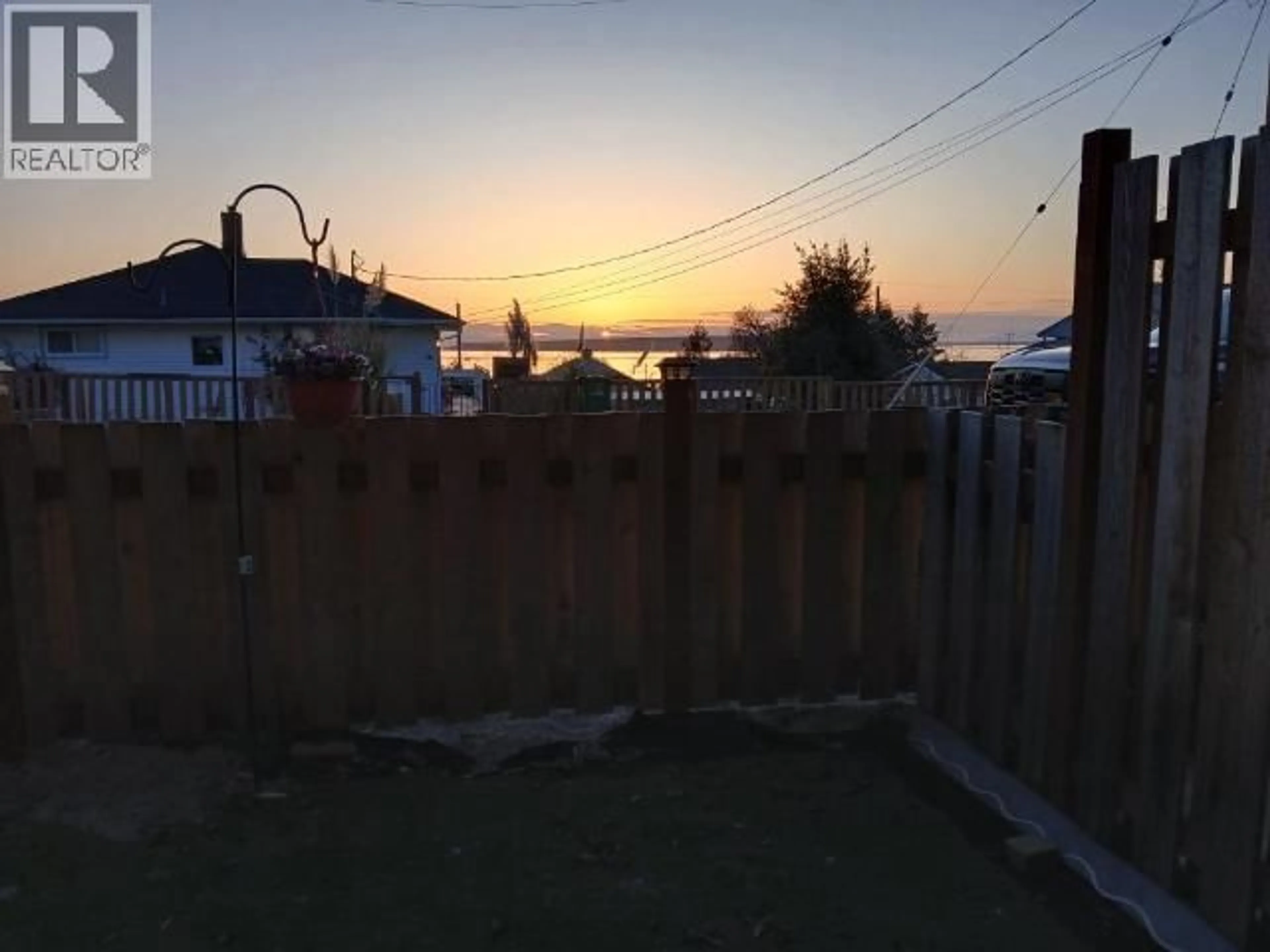 Unknown for B4 - 6900 BURNABY STREET, Powell River British Columbia V8A1Y9