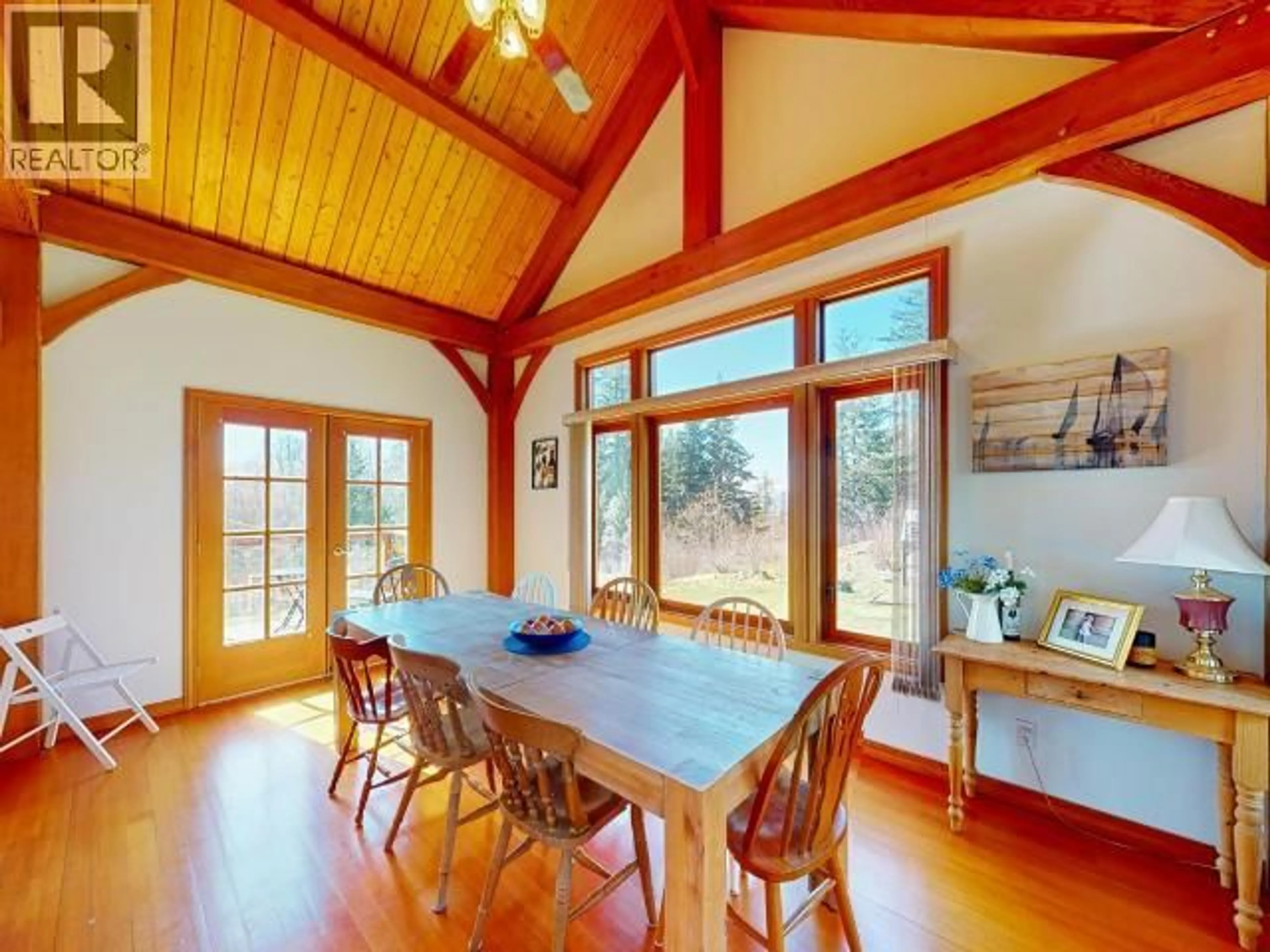 Dining room, wood/laminate floor for 3749 HIGHWAY 101, Powell River British Columbia V8A0E2