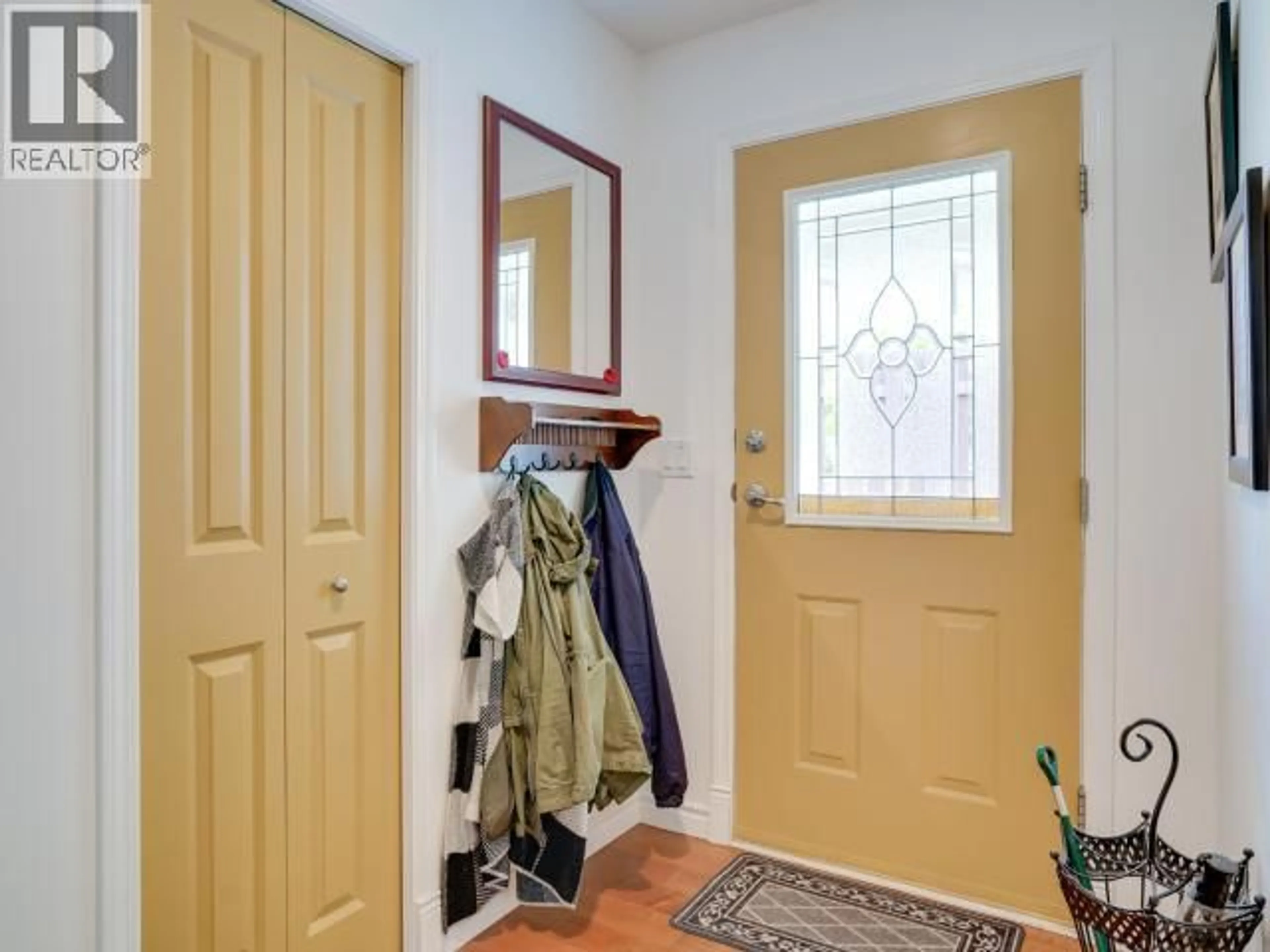 Indoor entryway for 24 - 4415 MANSON AVE, Powell River British Columbia V8A0A5