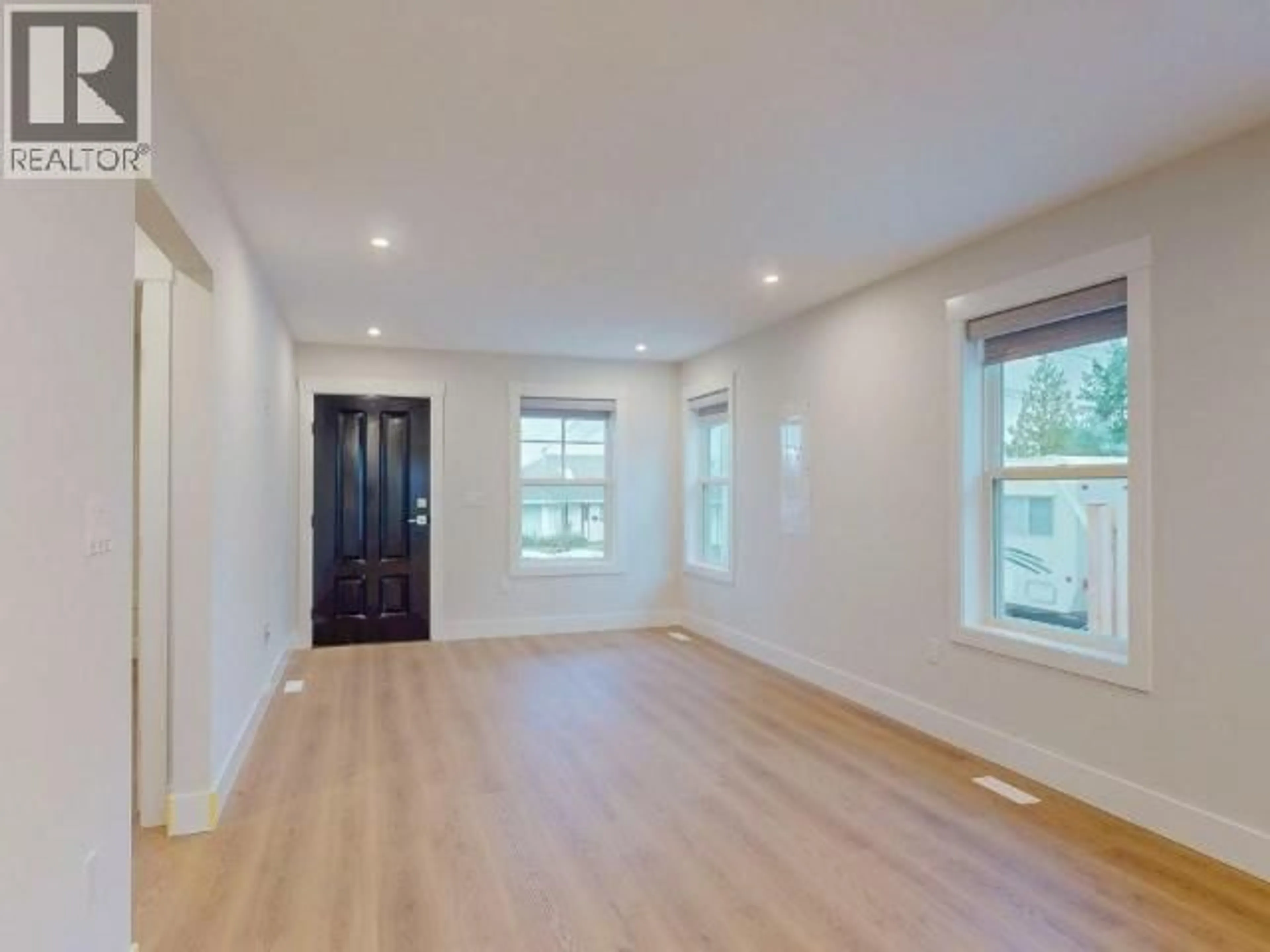 Unknown for 4678 COOK AVE, Powell River British Columbia V8A3M3