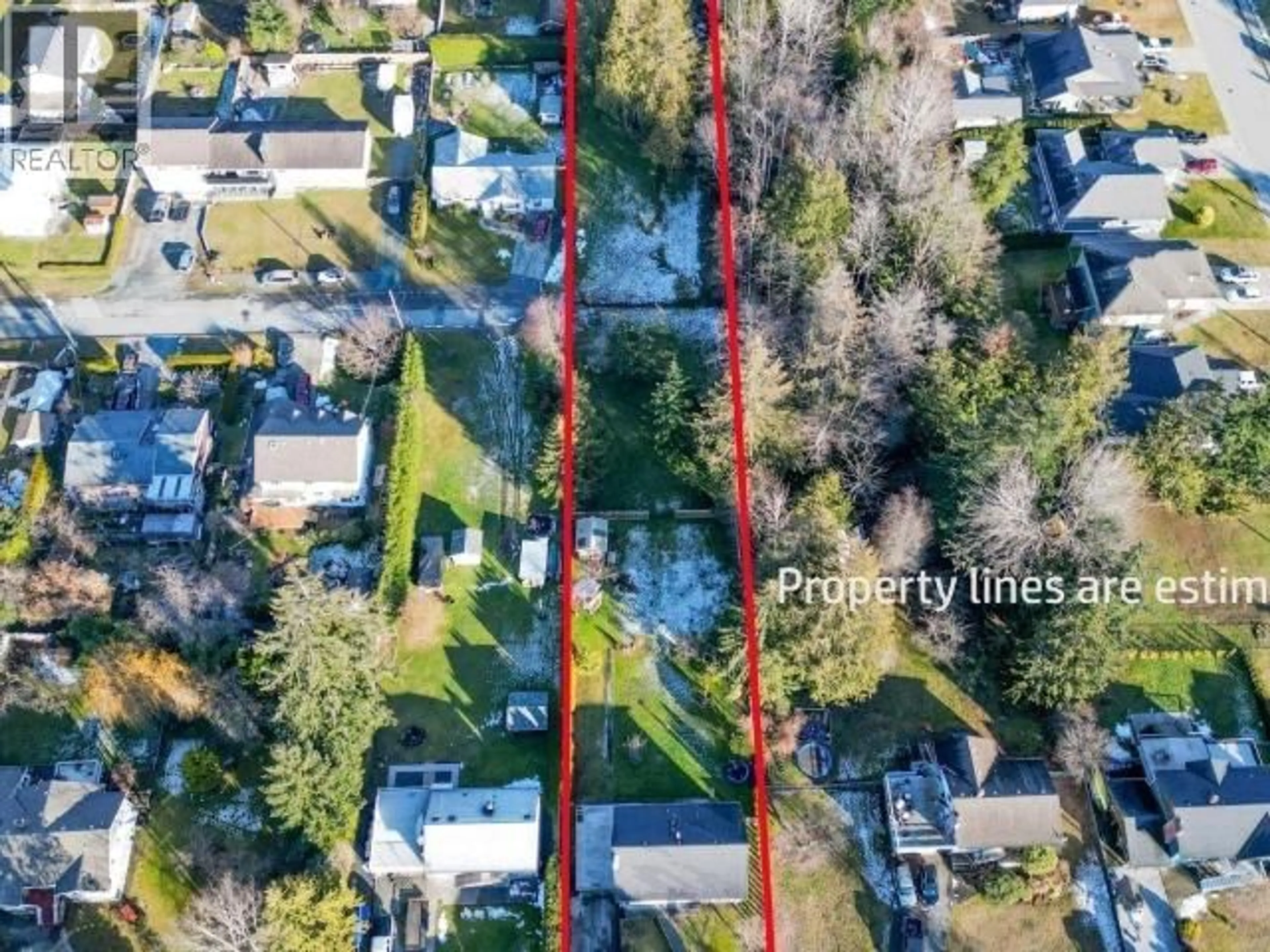 A pic from outside/outdoor area/front of a property/back of a property/a pic from drone, street for 4172 MANSON AVE, Powell River British Columbia V8A3M5