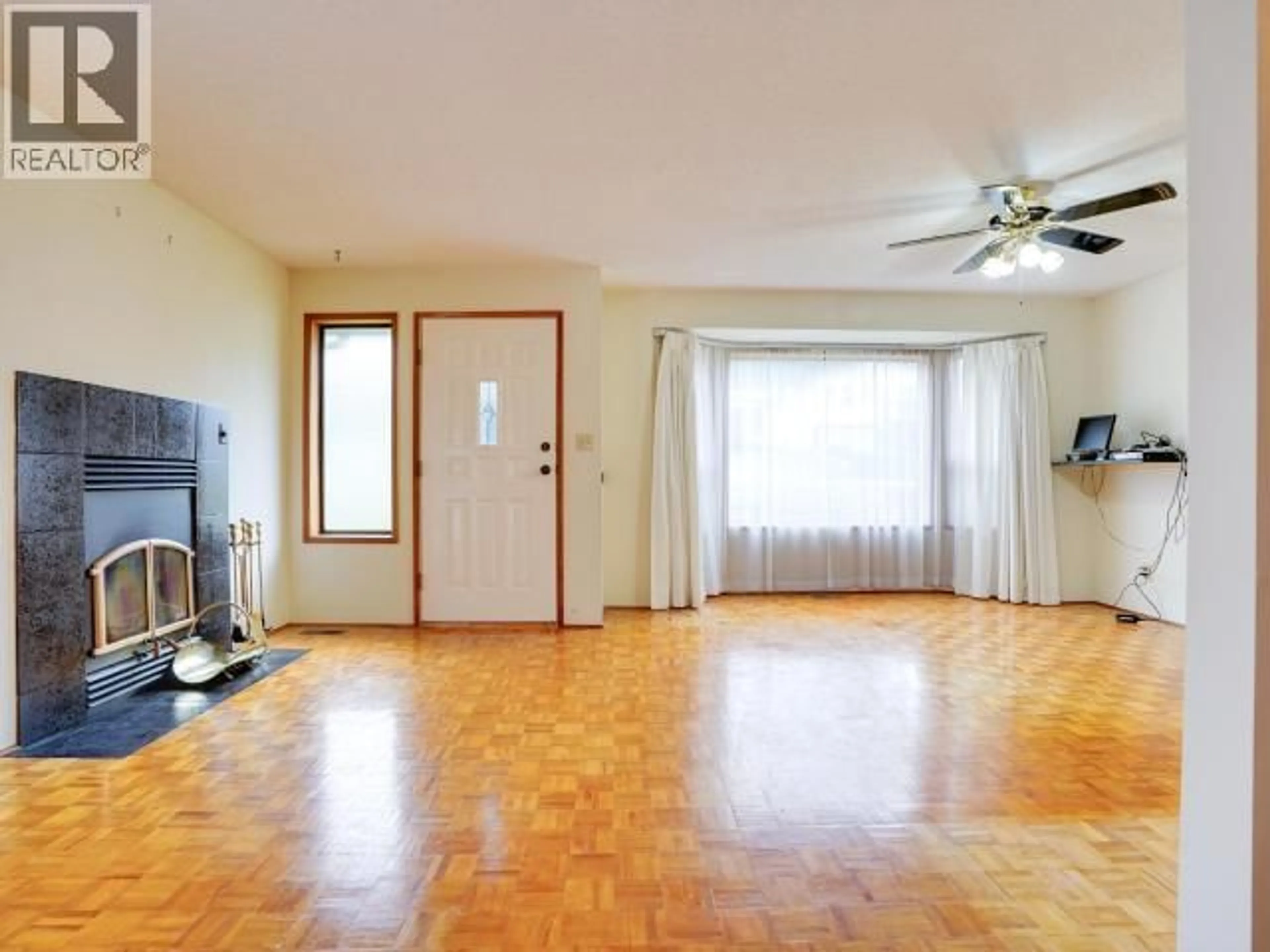 A pic of a room for 4781 REDONDA AVE, Powell River British Columbia V8G5L7