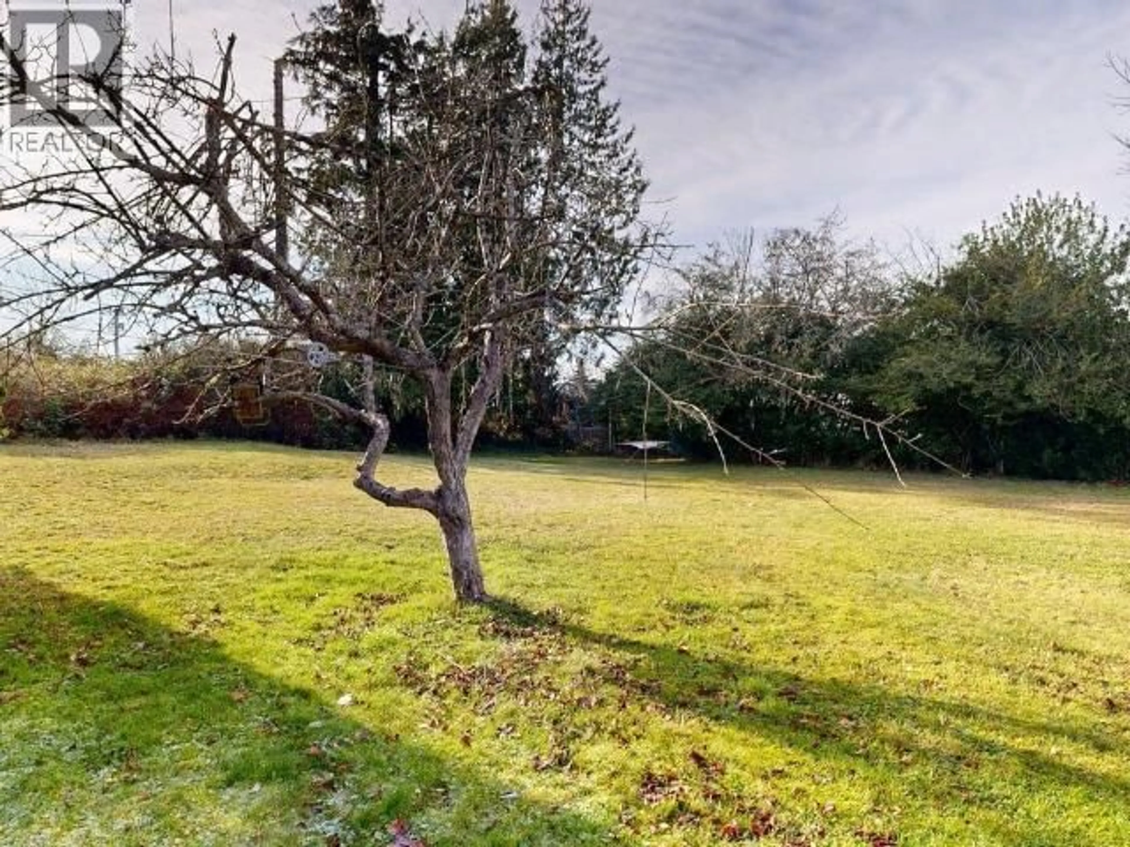 A pic from outside/outdoor area/front of a property/back of a property/a pic from drone, forest/trees view for 4485 CUMBERLAND PLACE, Powell River British Columbia V8A2X3
