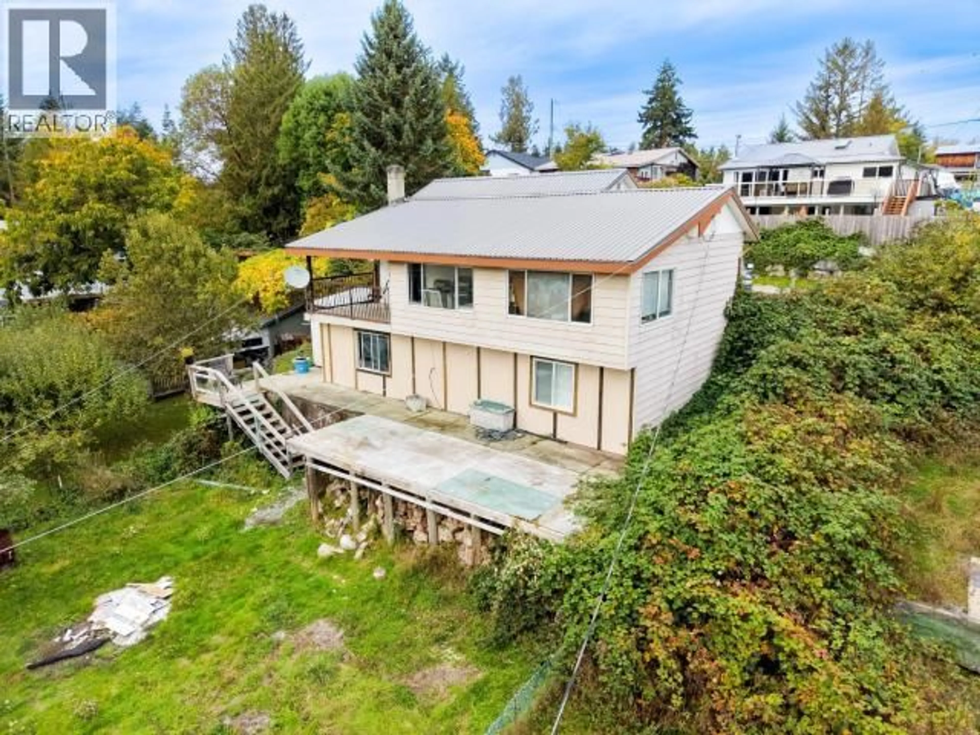 A pic from outside/outdoor area/front of a property/back of a property/a pic from drone, water/lake/river/ocean view for 2039 MAIN STREET, Texada Island British Columbia
