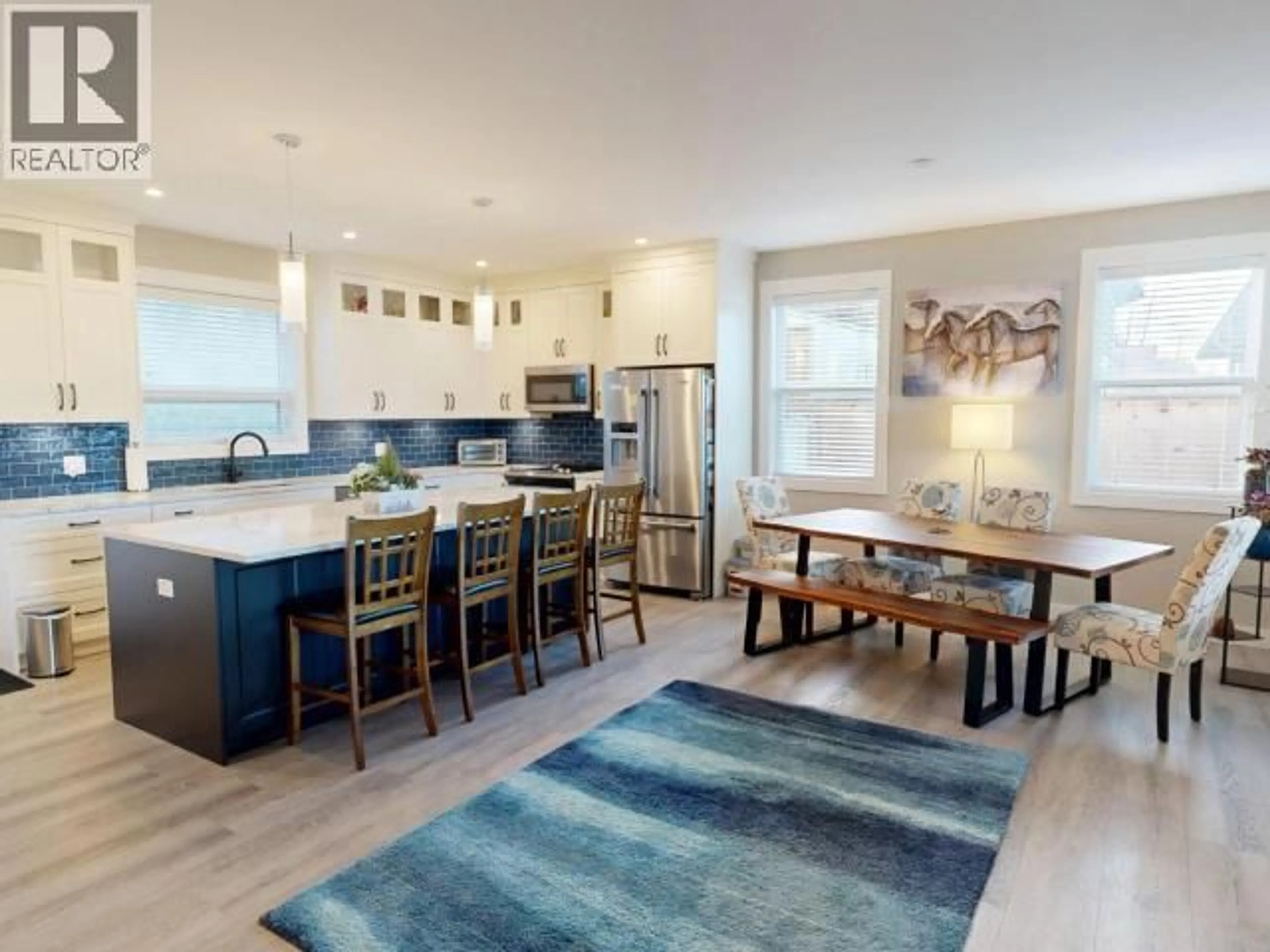 Open concept kitchen, unknown for 4380 QUEBEC AVE, Powell River British Columbia V8A3N9
