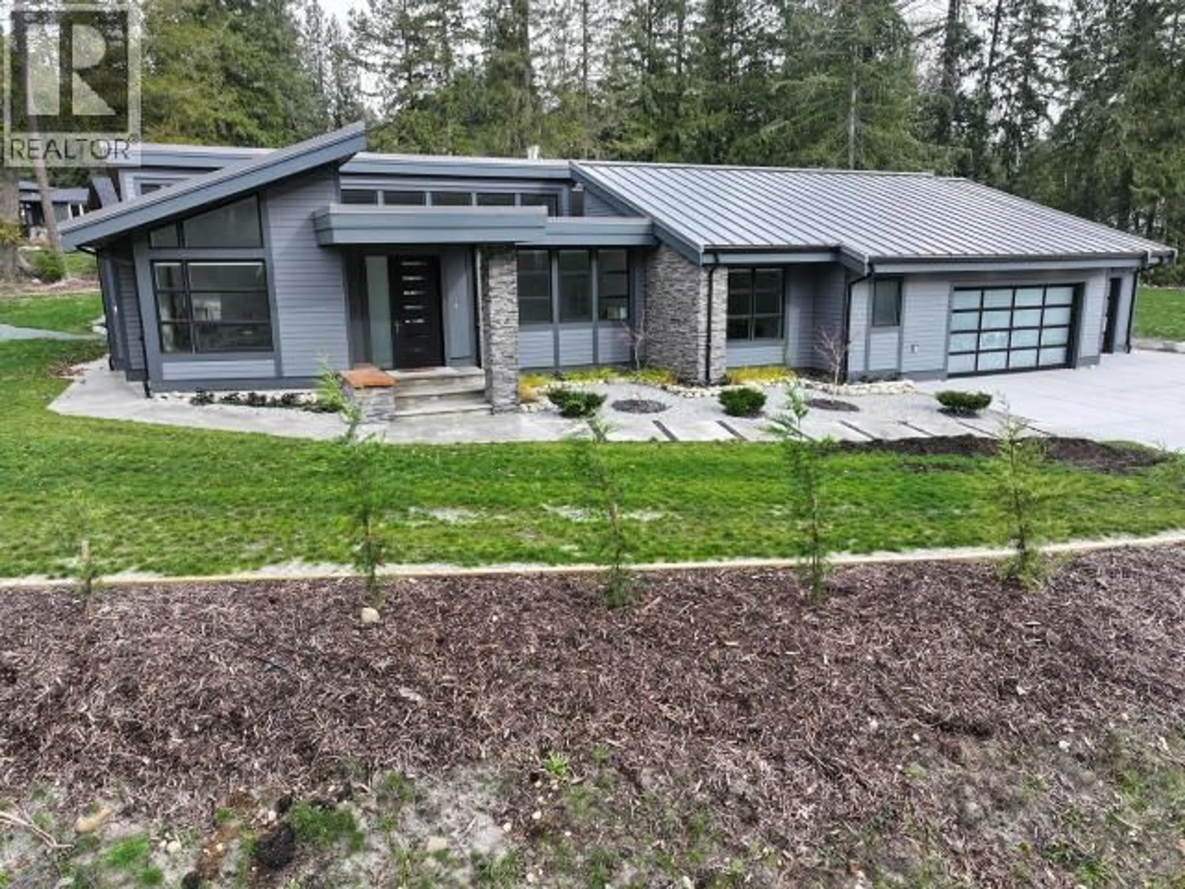 Unknown for 7900 BUTLER RD, Powell River British Columbia