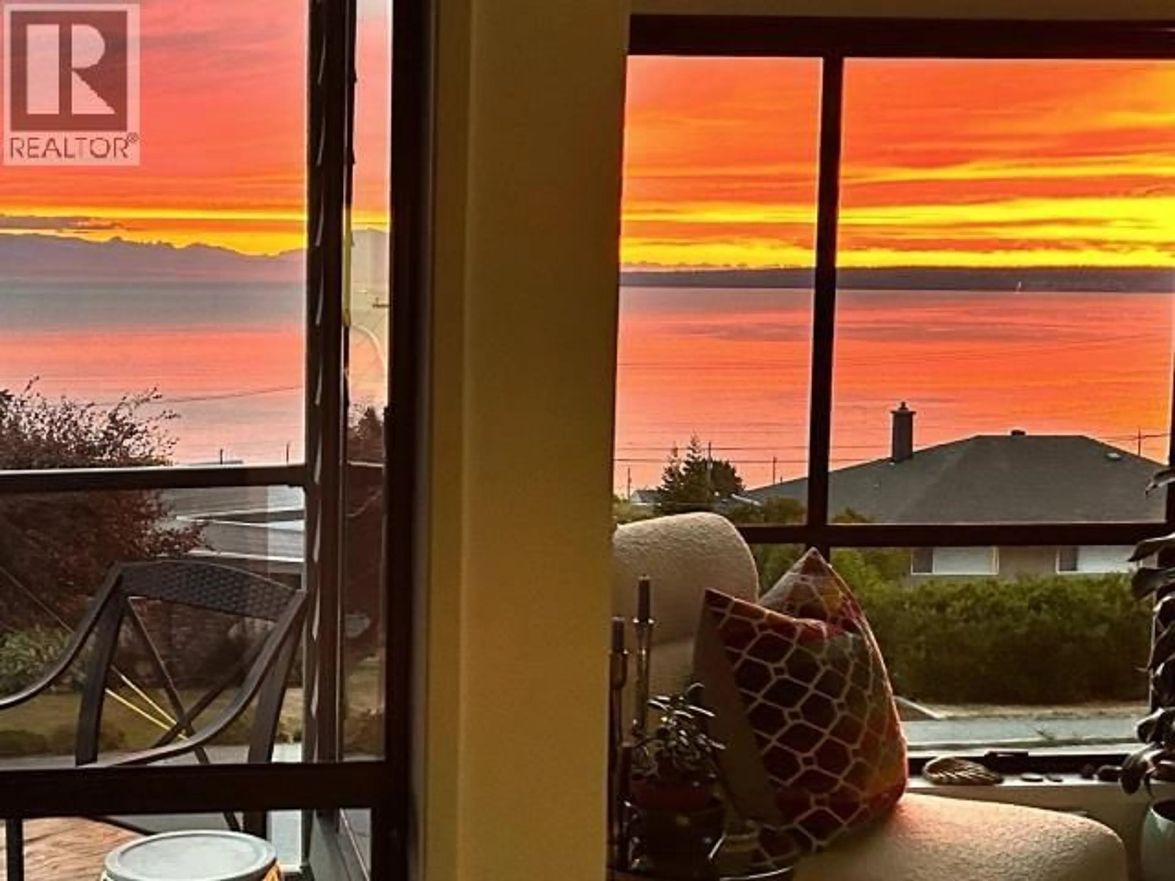 A pic of a room for 12-3818 JOYCE AVE, Powell River British Columbia V8A2Z1