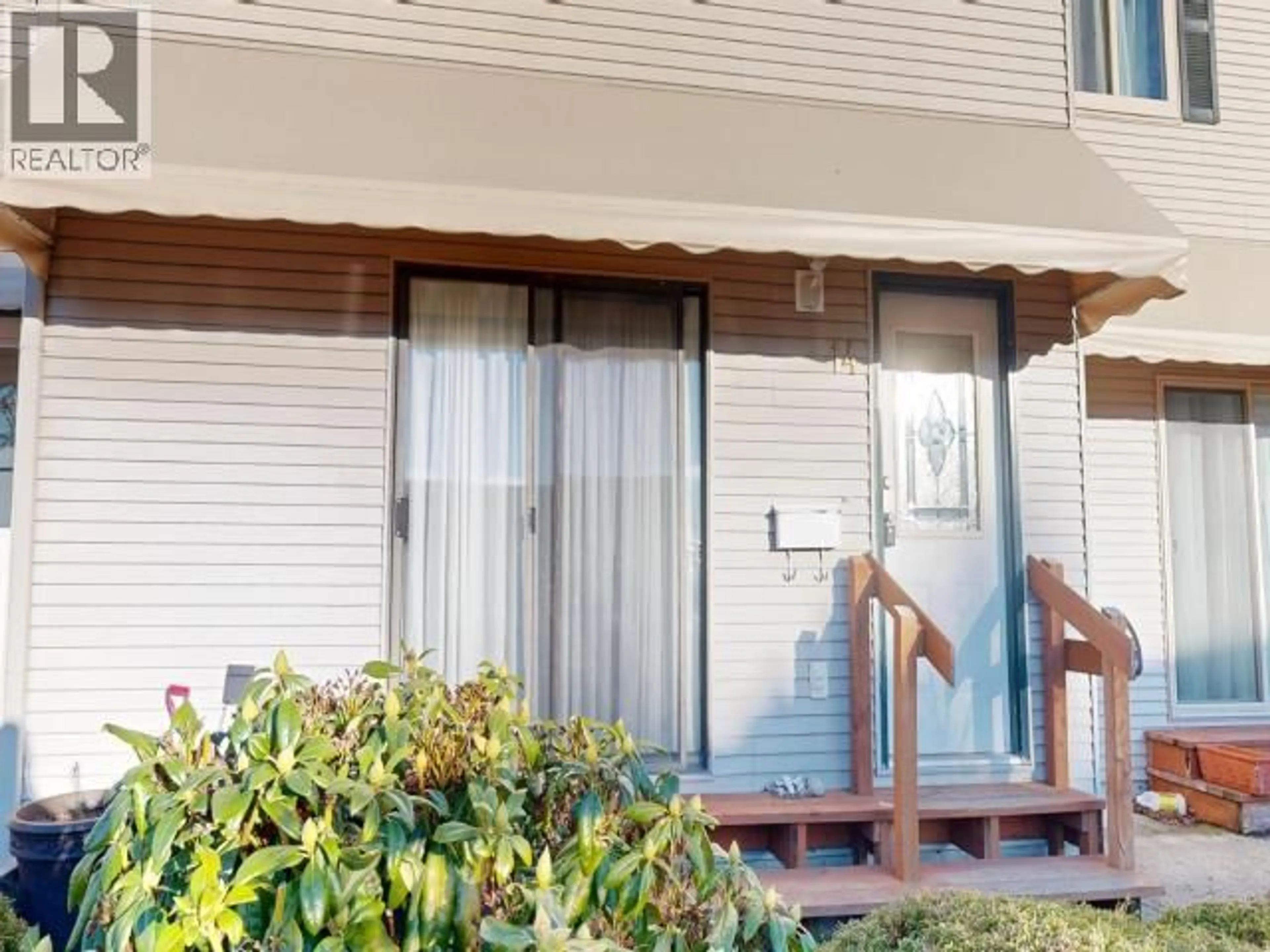 Unknown for 14 - 3870 JOYCE AVE, Powell River British Columbia V8A2Z1