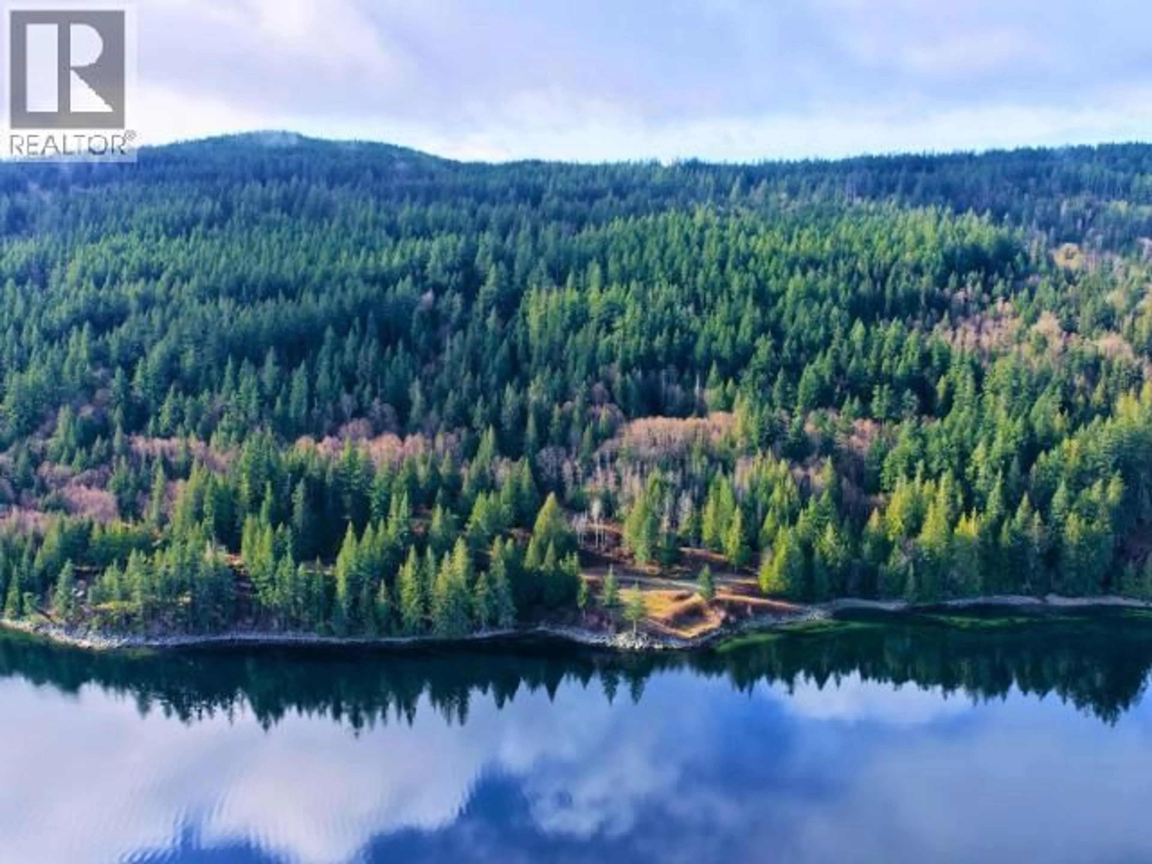 A pic from outside/outdoor area/front of a property/back of a property/a pic from drone, water/lake/river/ocean view for 2960 D'ANGIO RD, Powell River British Columbia