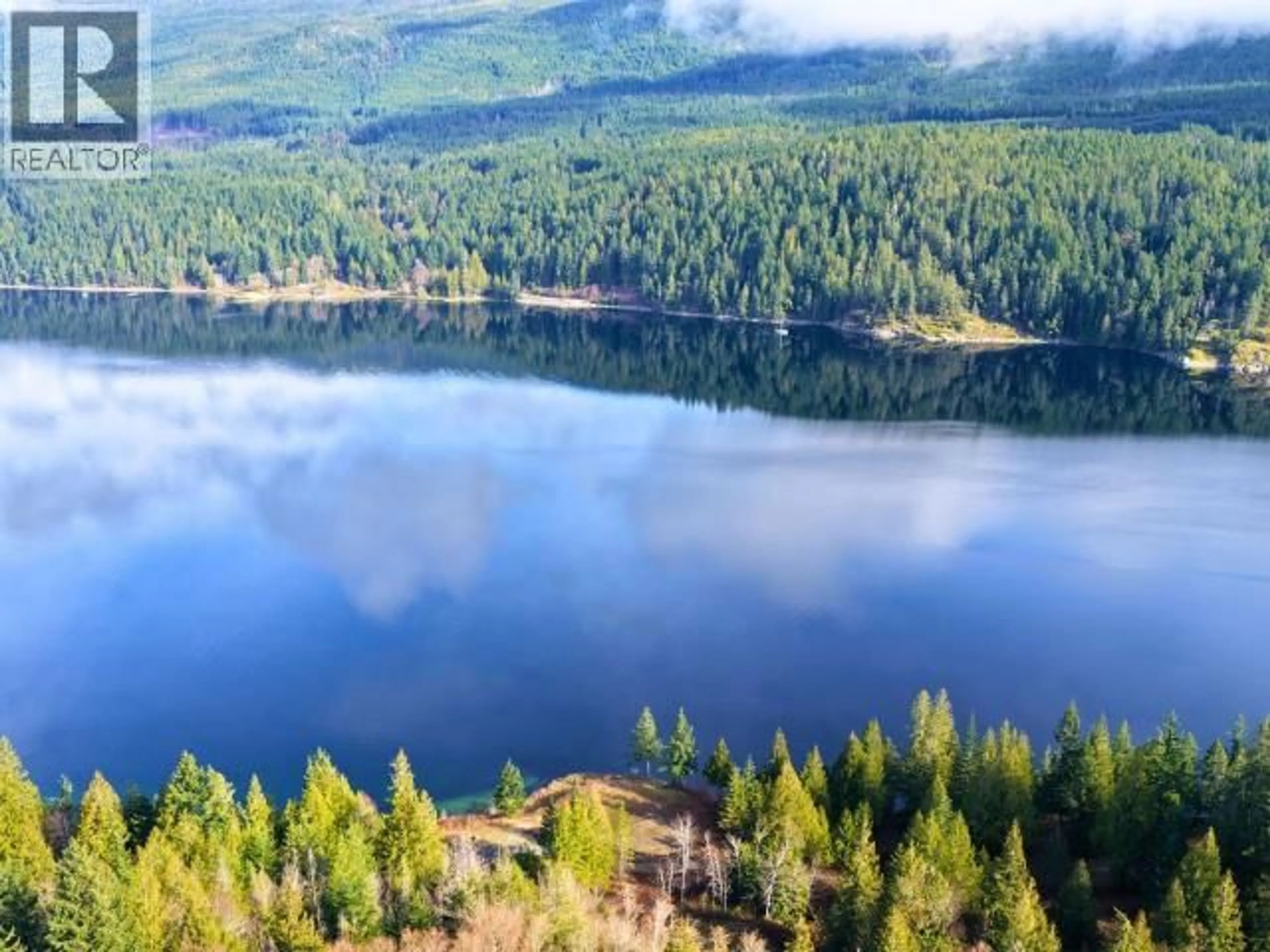 A pic from outside/outdoor area/front of a property/back of a property/a pic from drone, water/lake/river/ocean view for 2960 D'ANGIO RD, Powell River British Columbia