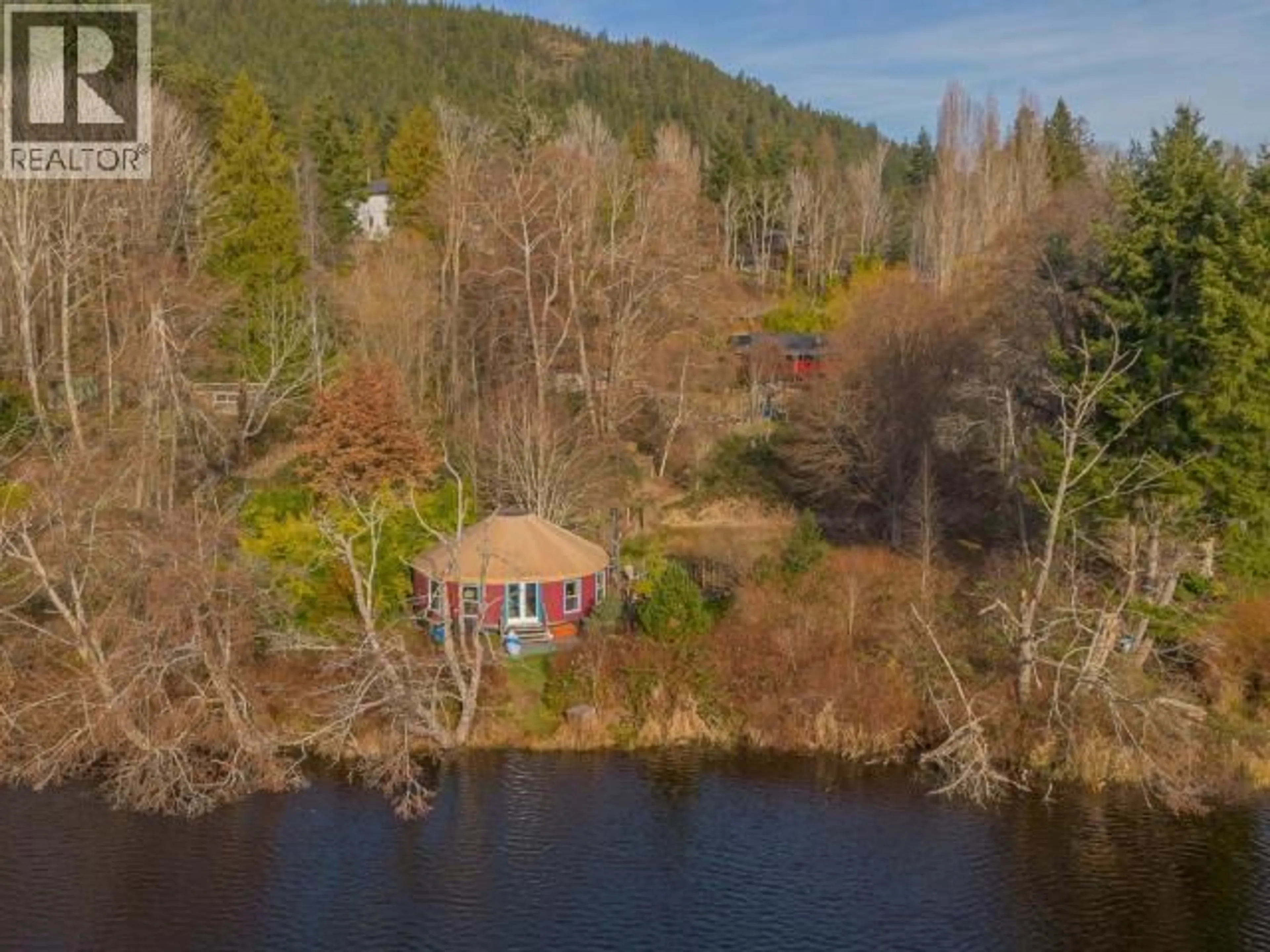 A pic from outside/outdoor area/front of a property/back of a property/a pic from drone, water/lake/river/ocean view for Lot A CRANBERRY STREET, Powell River British Columbia V8A3Z8