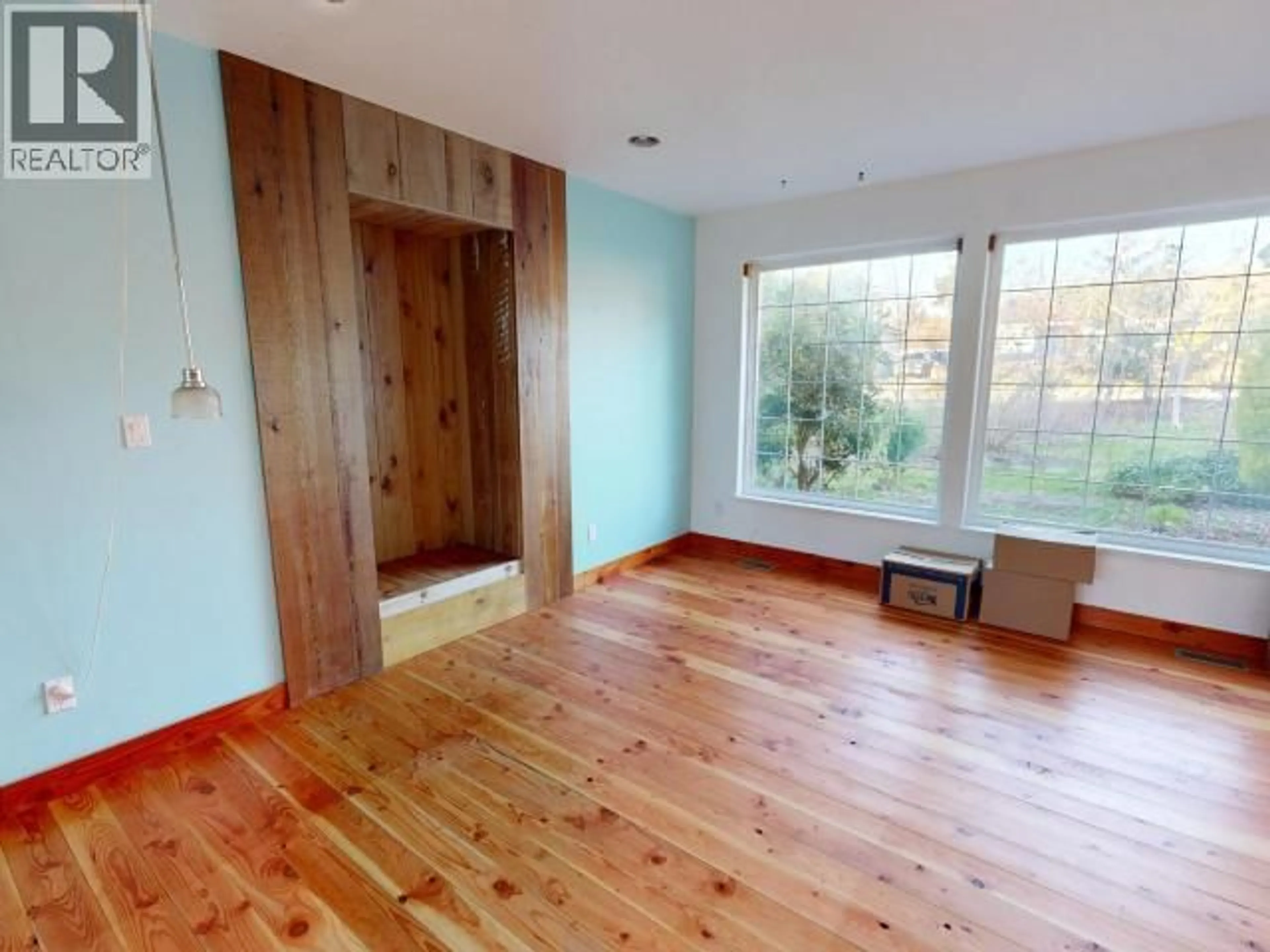 A pic of a room for 6030 LOIS STREET, Powell River British Columbia