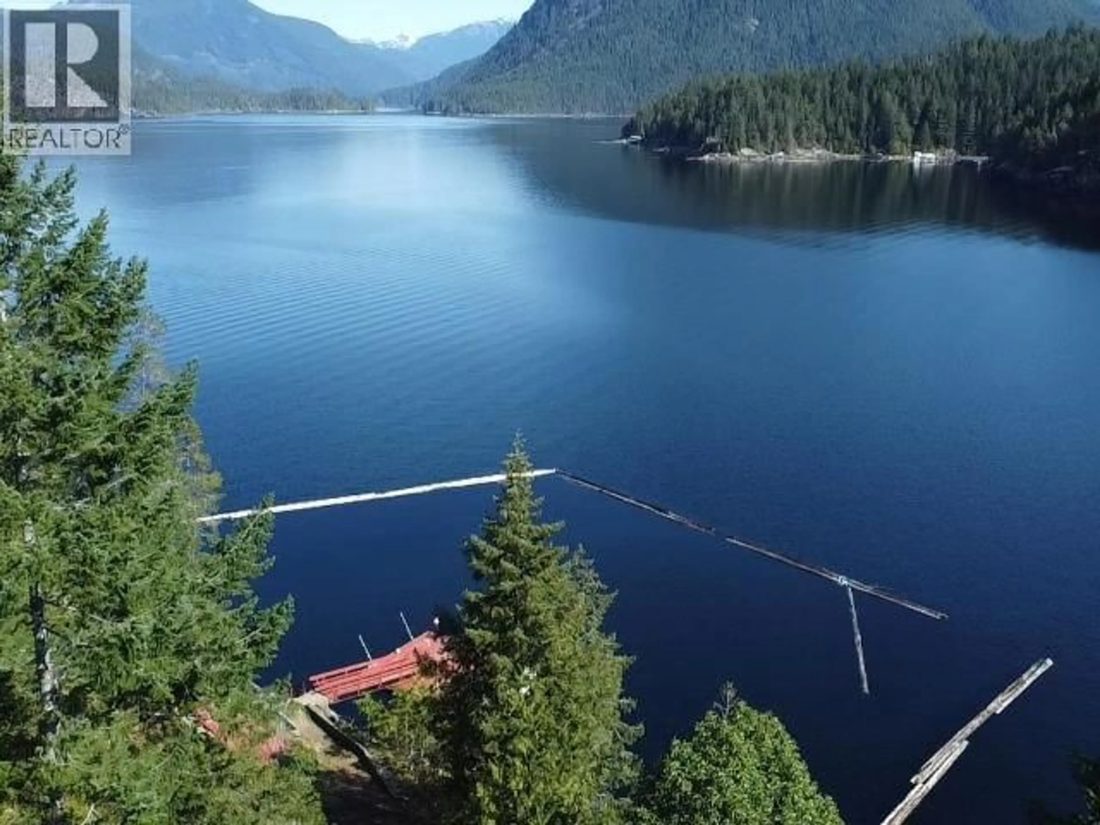 A pic from outside/outdoor area/front of a property/back of a property/a pic from drone, water/lake/river/ocean view for 9352 POWELL LAKE, Remote Areas British Columbia