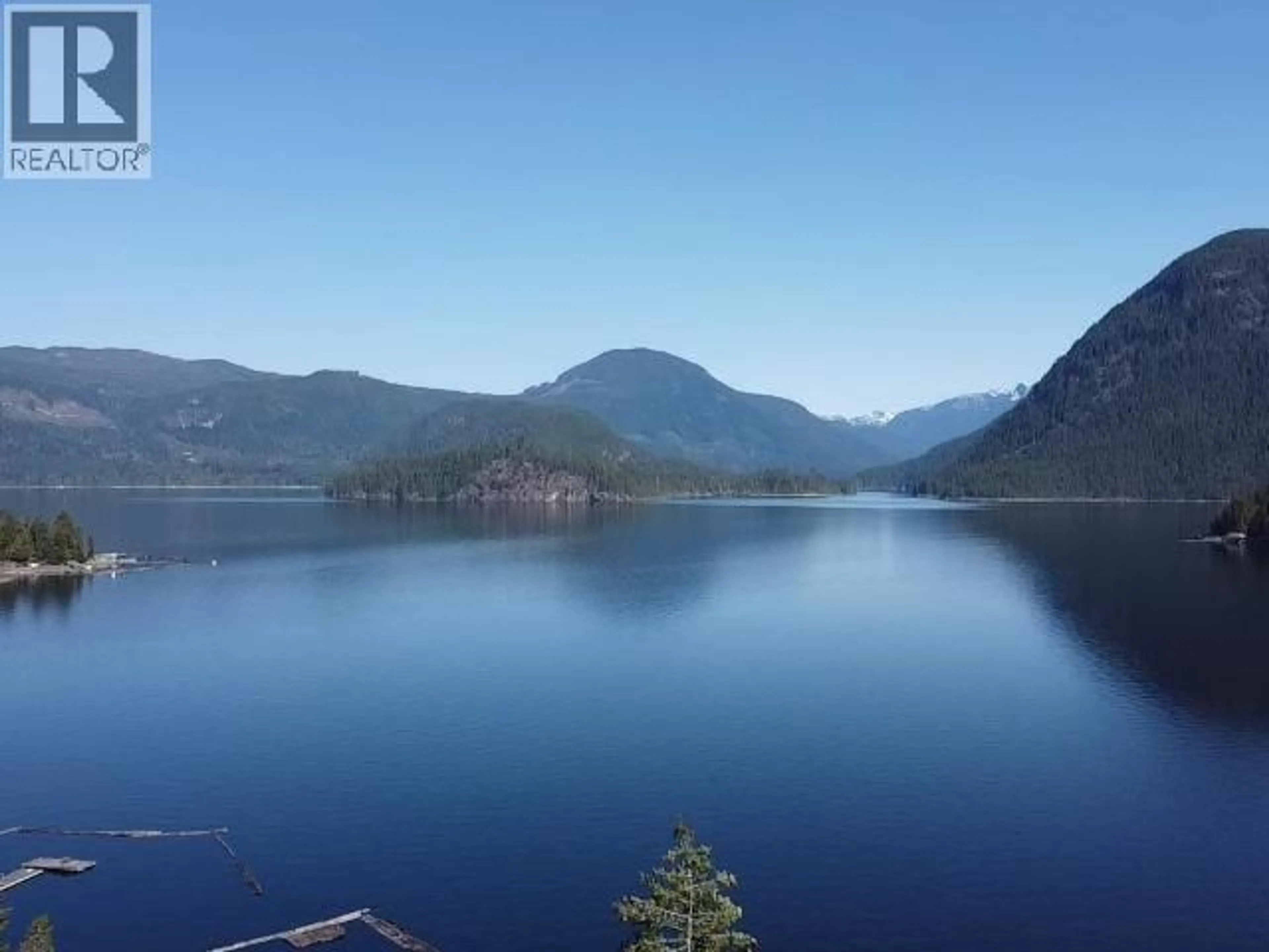A pic from outside/outdoor area/front of a property/back of a property/a pic from drone, water/lake/river/ocean view for 9352 POWELL LAKE, Remote Areas British Columbia