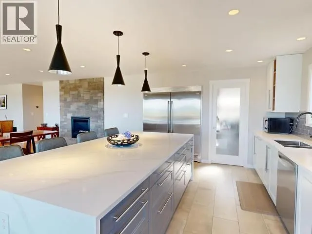 3784 TRAIL PLACE, Powell River 5