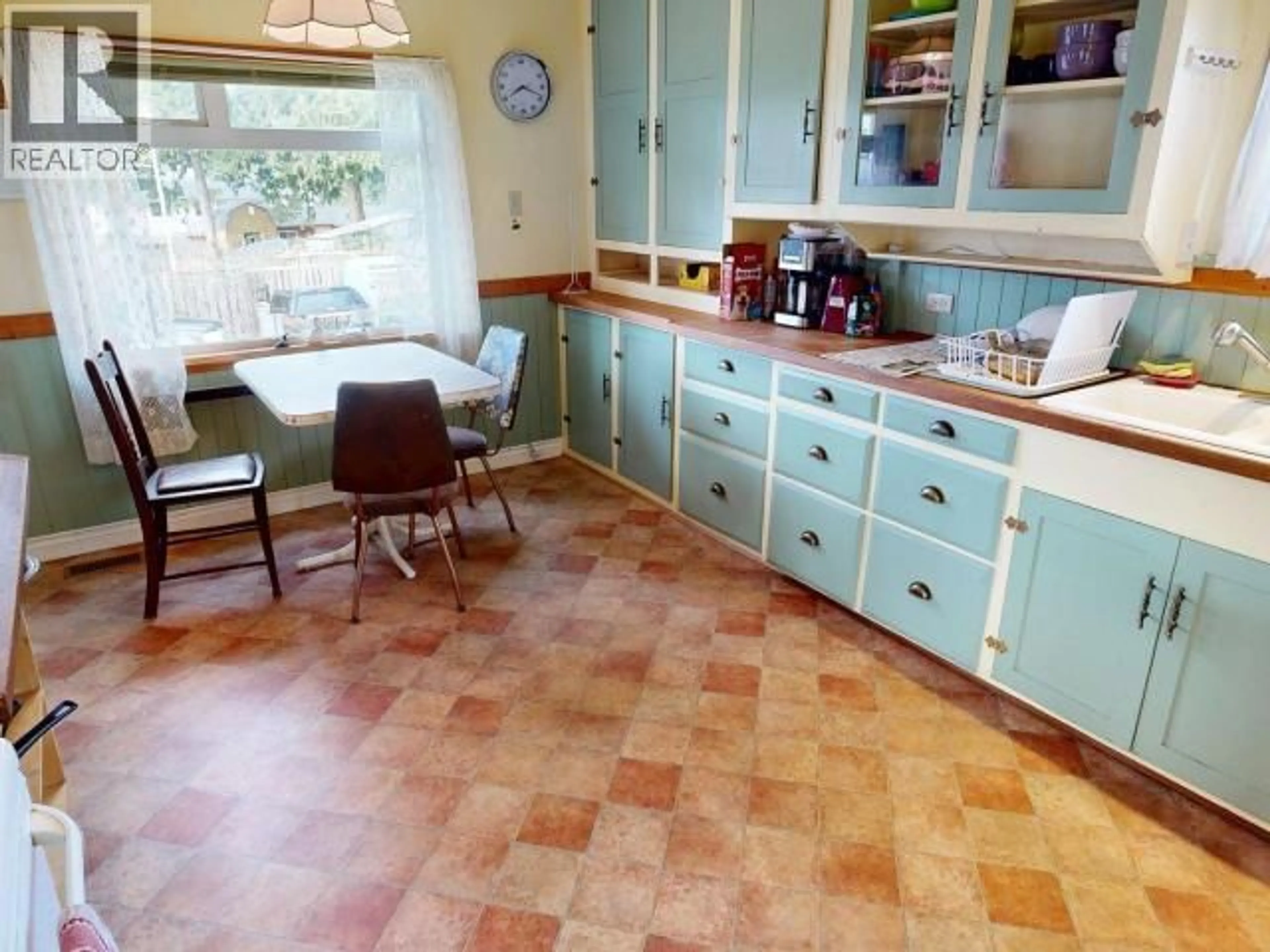 Unknown for 4291 JOYCE AVE, Powell River British Columbia V8A2Z9