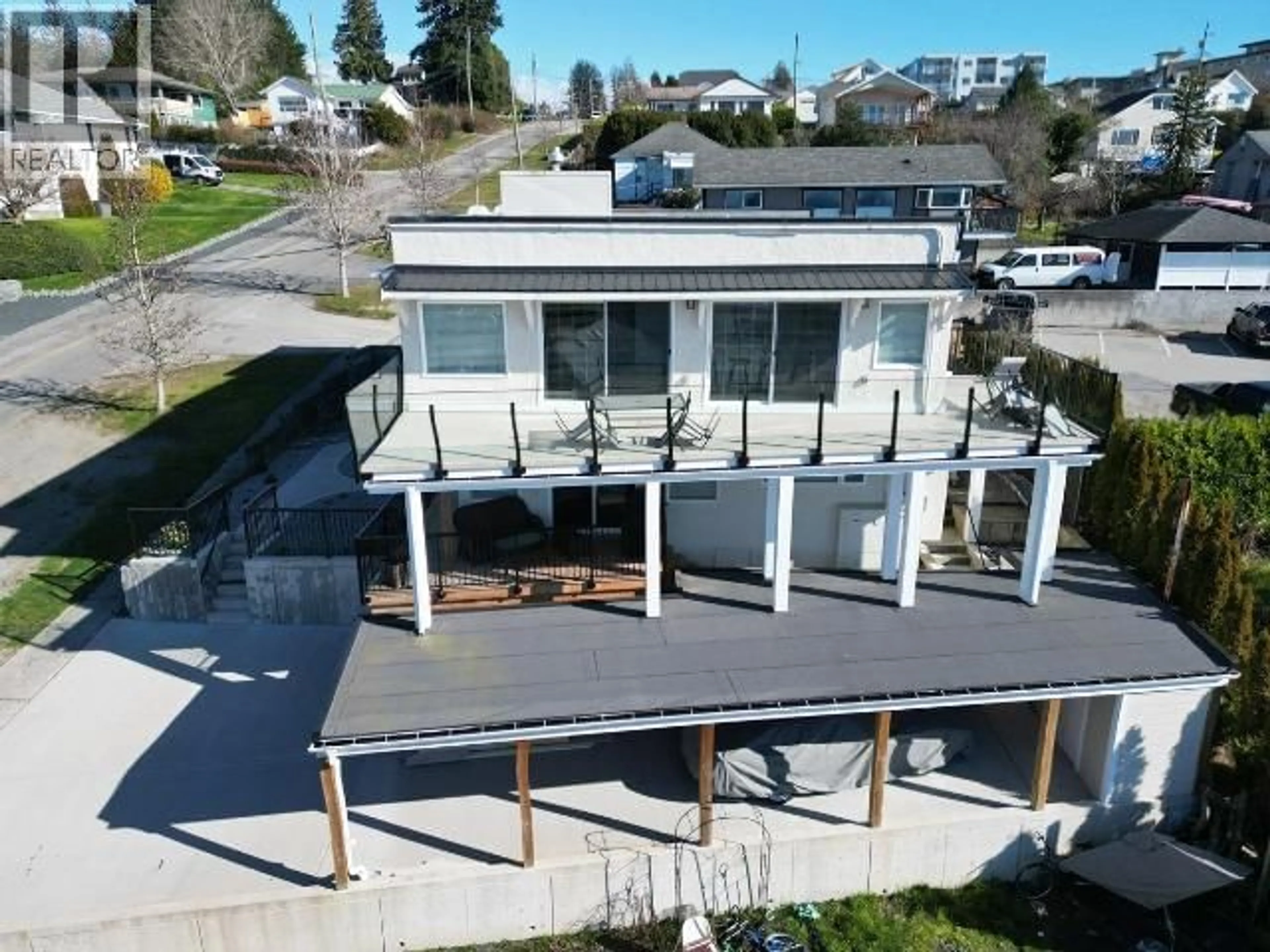 A pic from outside/outdoor area/front of a property/back of a property/a pic from drone, unknown for A, B, C - 6848 COURTENAY STREET, Powell River British Columbia V8A1X2