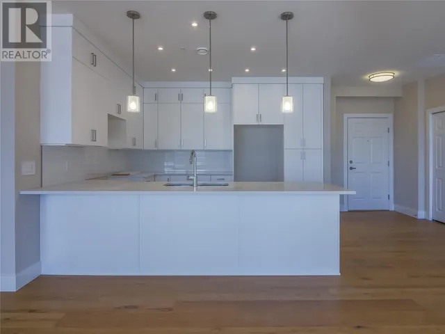 1303 - 3362 SKAHA LAKE ROAD, Penticton 4