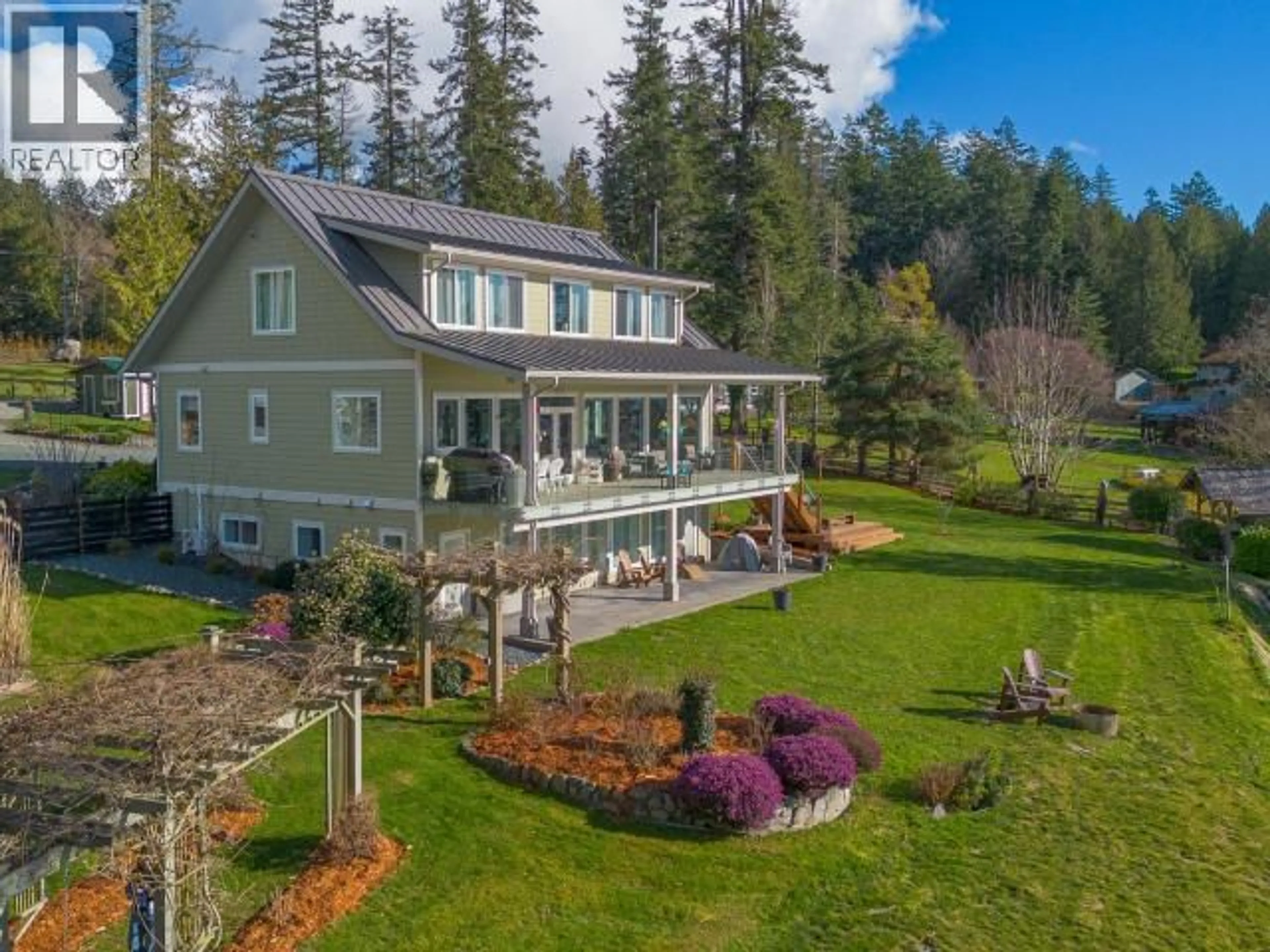 A pic from outside/outdoor area/front of a property/back of a property/a pic from drone, unknown for 8447 HIGHWAY 101, Powell River British Columbia V8A0G8