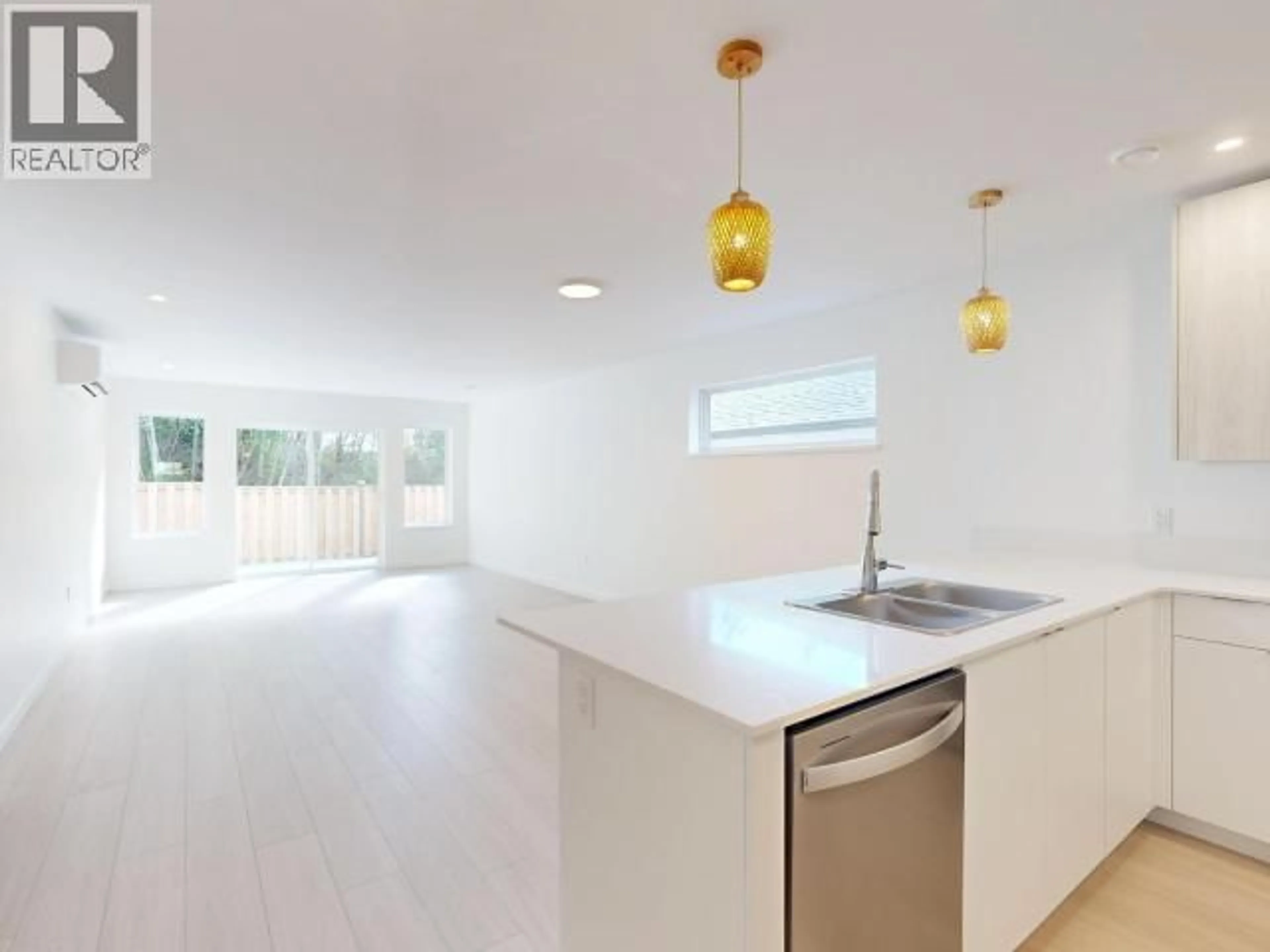 Open concept kitchen, unknown for 7164 EDGEHILL CRESCENT, Powell River British Columbia V8A0V8