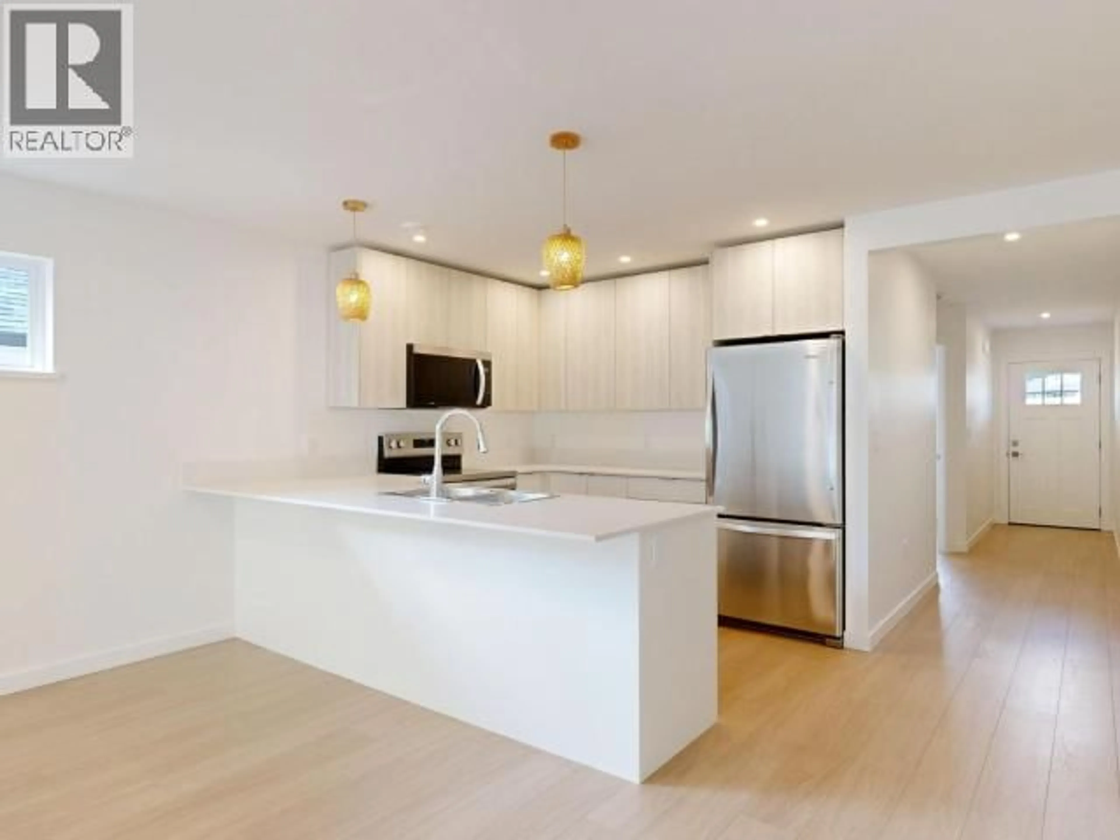 Open concept kitchen, unknown for 7164 EDGEHILL CRESCENT, Powell River British Columbia V8A0V8