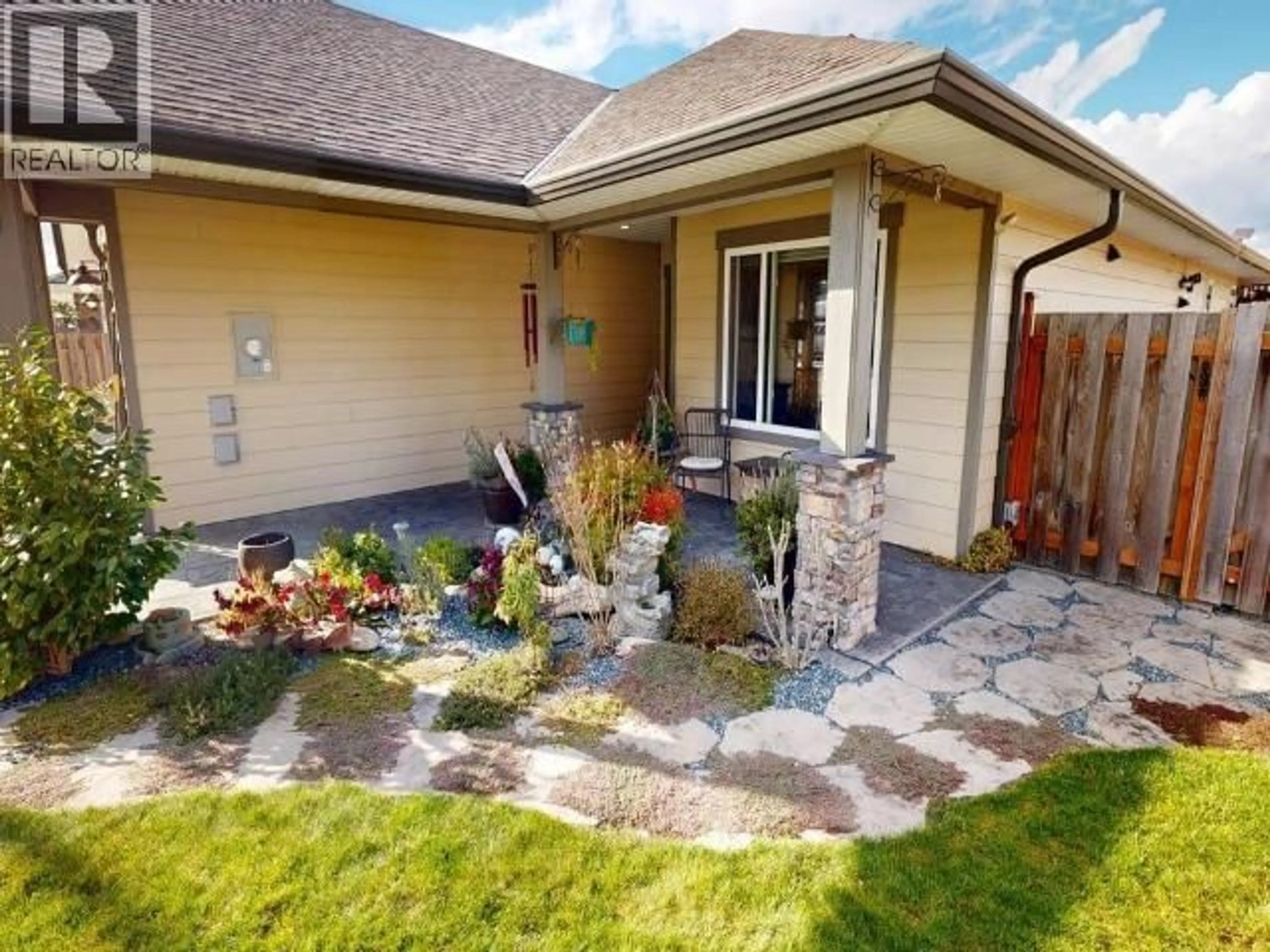 Unknown for 7367 GLACIER STREET, Powell River British Columbia V8A5V2