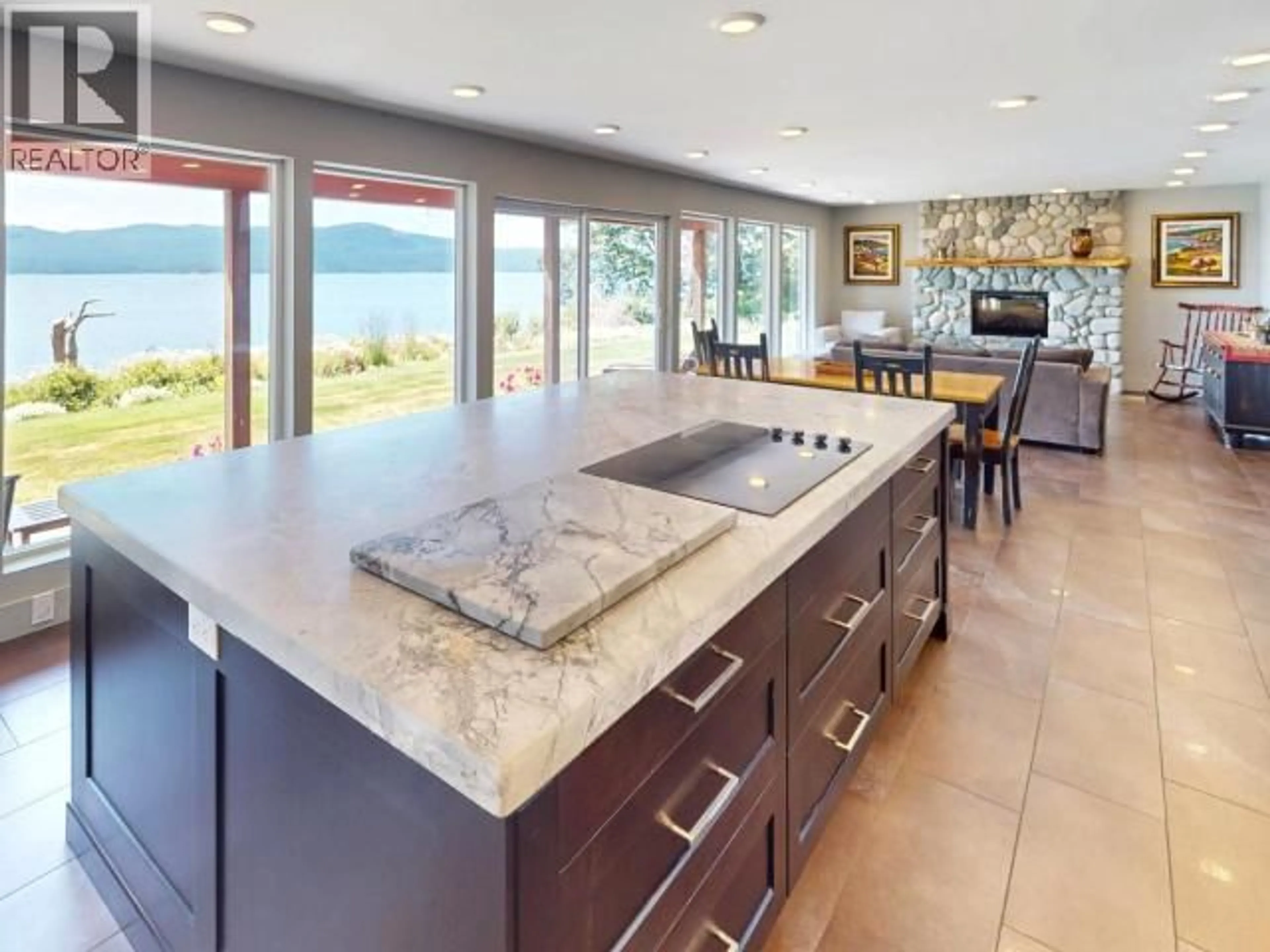 Contemporary kitchen, ceramic/tile floor for 9771 VIEW ROAD, Powell River British Columbia V8A0J8
