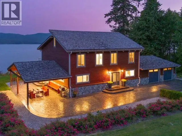 9771 VIEW ROAD, Powell River 4