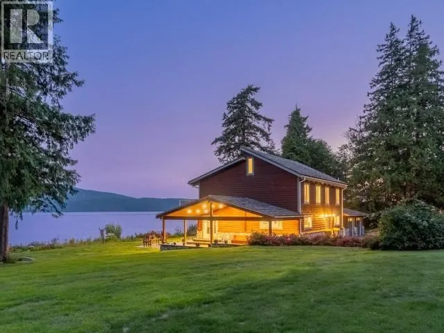 9771 VIEW ROAD, Powell River 5
