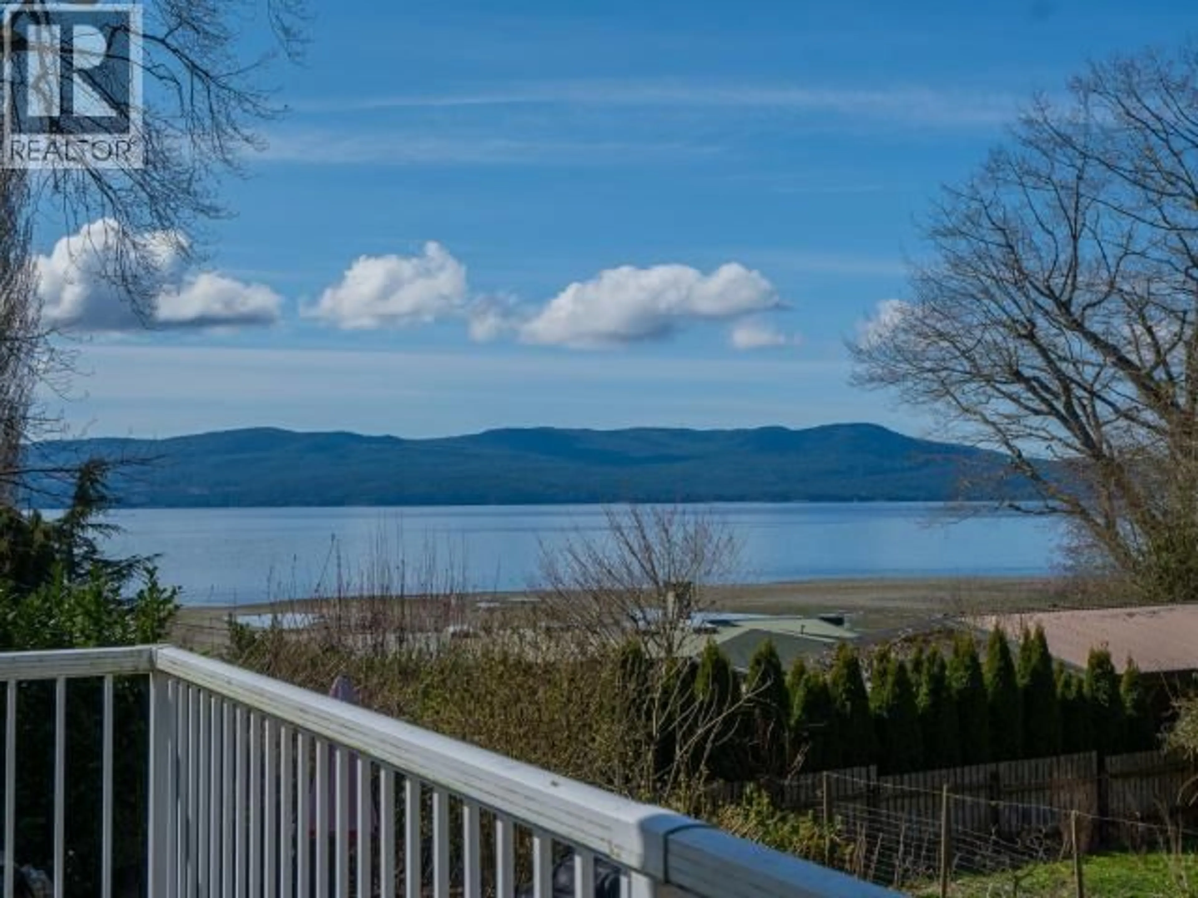 A pic from outside/outdoor area/front of a property/back of a property/a pic from drone, water/lake/river/ocean view for 2277 PHILLIPS ROAD, Powell River British Columbia