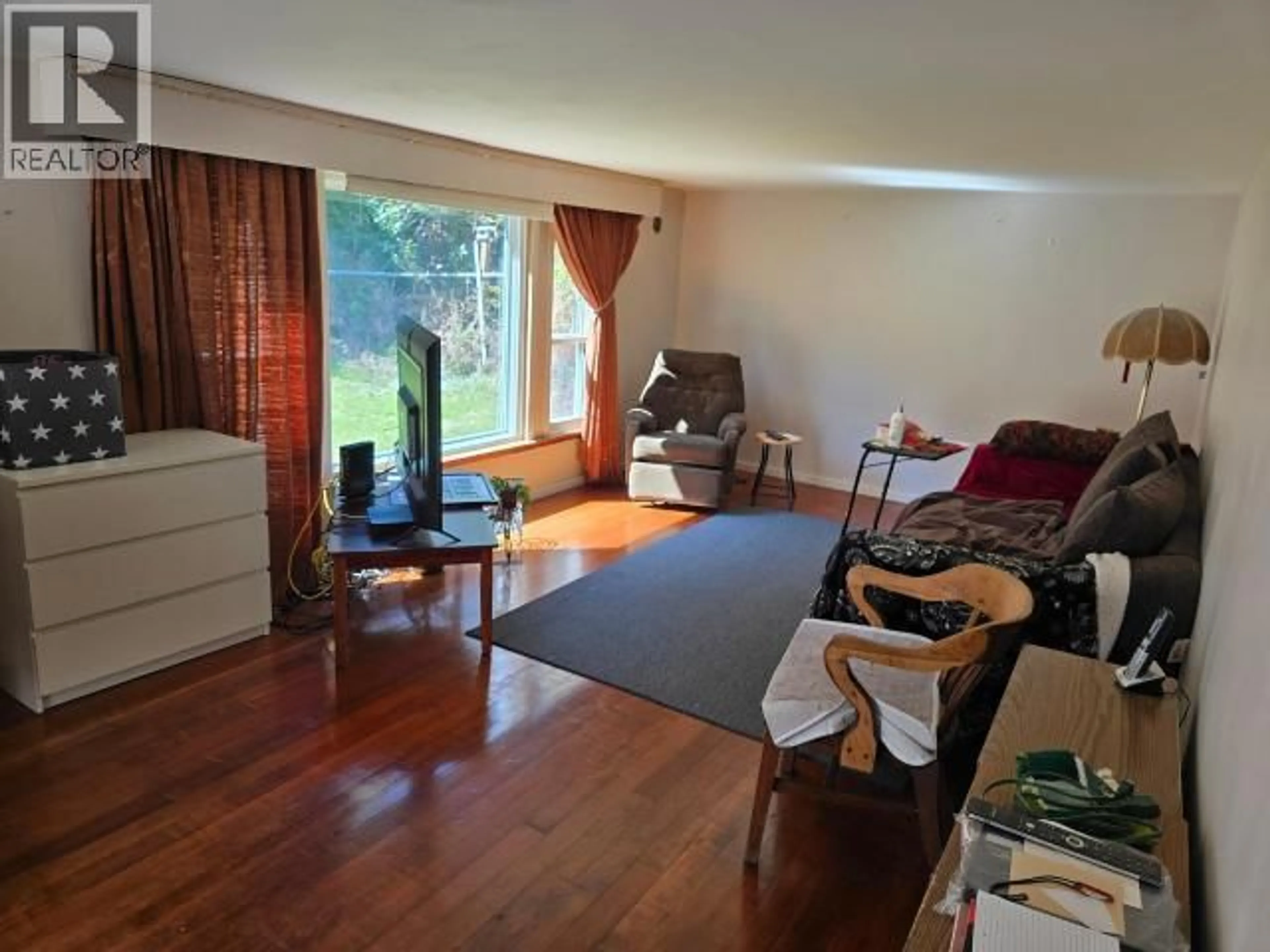 A pic of a room for 5287 MCGUFFIE AVE, Powell River British Columbia