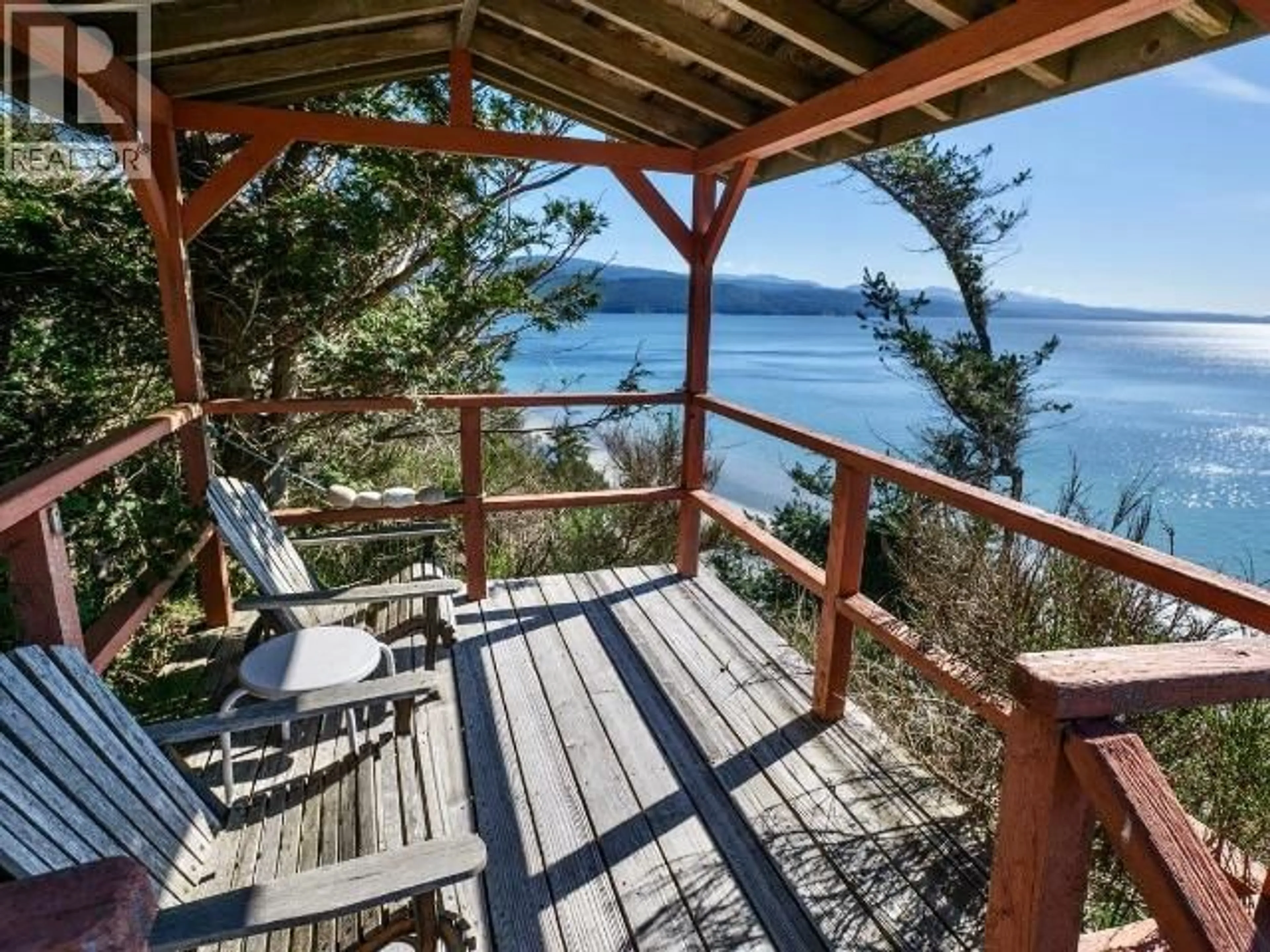 Patio, water/lake/river/ocean view for 3020 ASHWORTH WALK, Savary Island British Columbia
