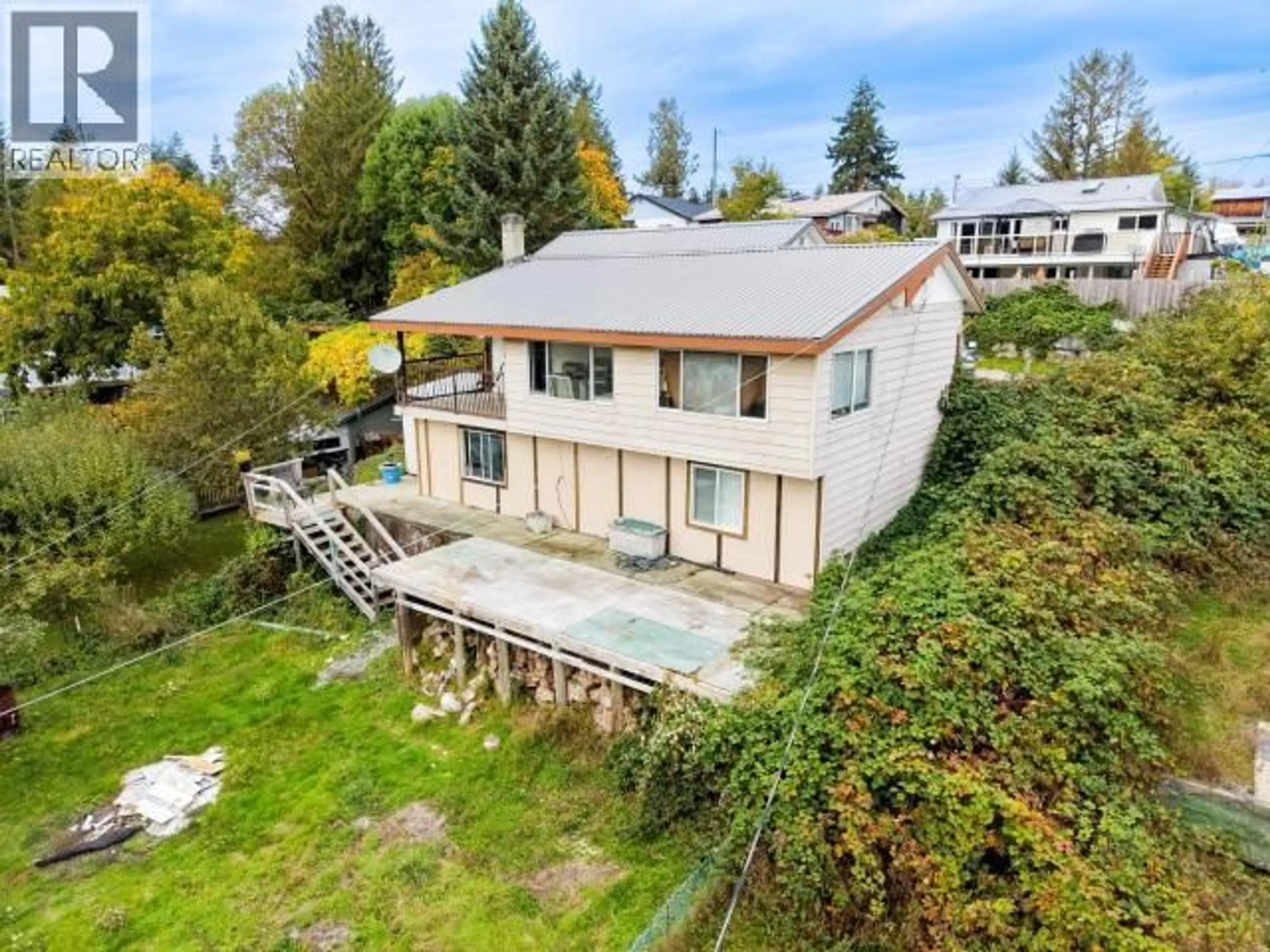 A pic from outside/outdoor area/front of a property/back of a property/a pic from drone, water/lake/river/ocean view for 2039 MAIN STREET, Texada Island British Columbia