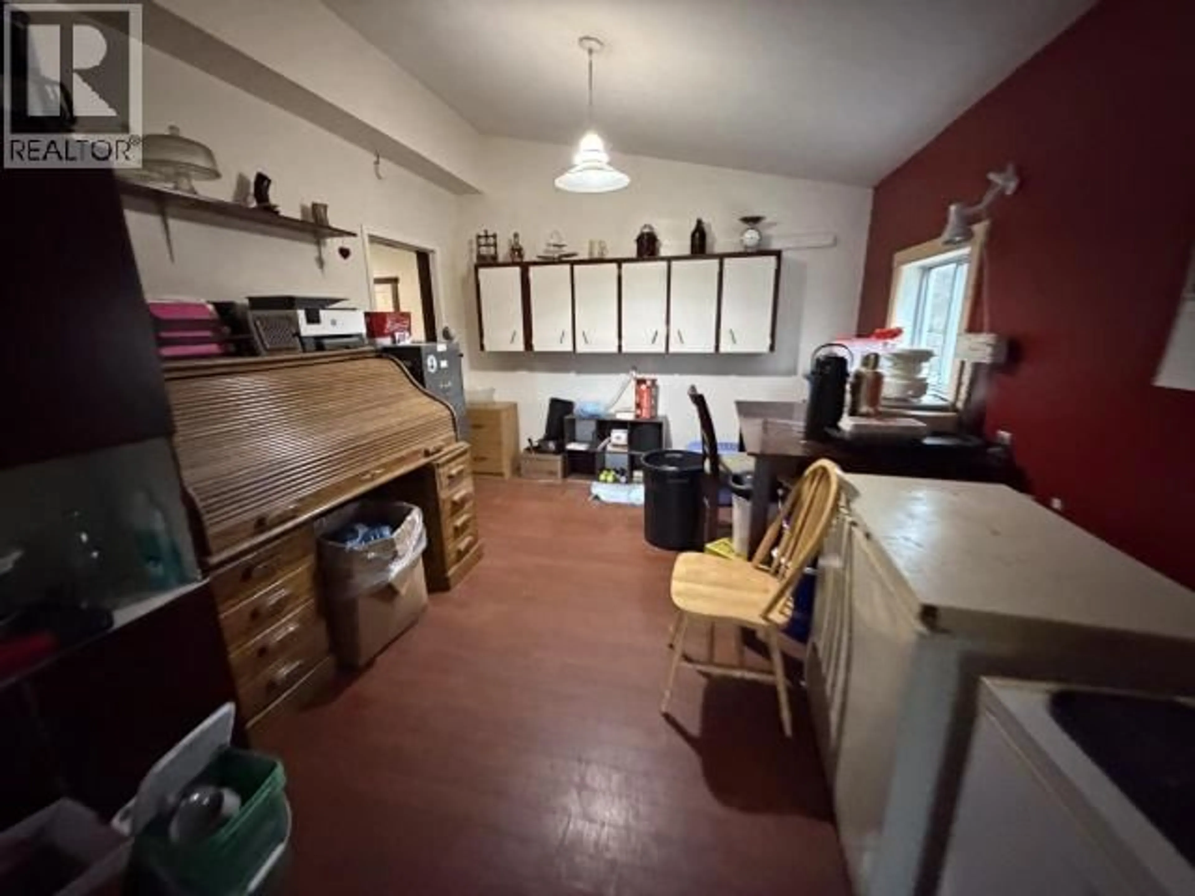 A pic of a room for 6479 SUTHERLAND AVE, Powell River British Columbia