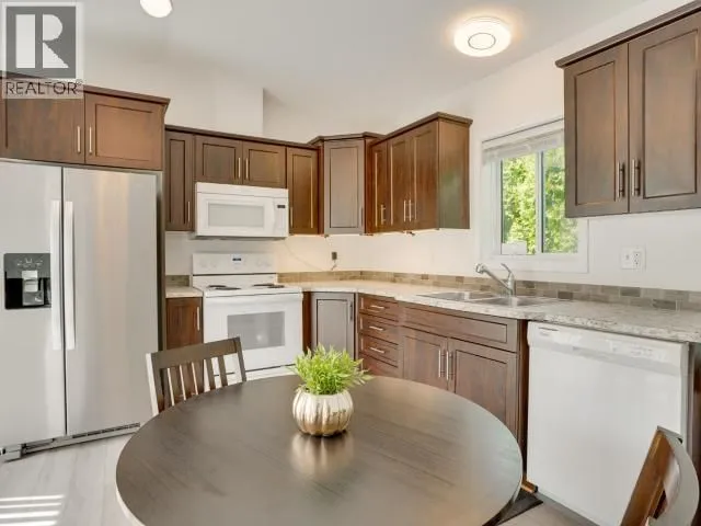 104 - 8430 SPRINGBROOK ROAD, Powell River 2