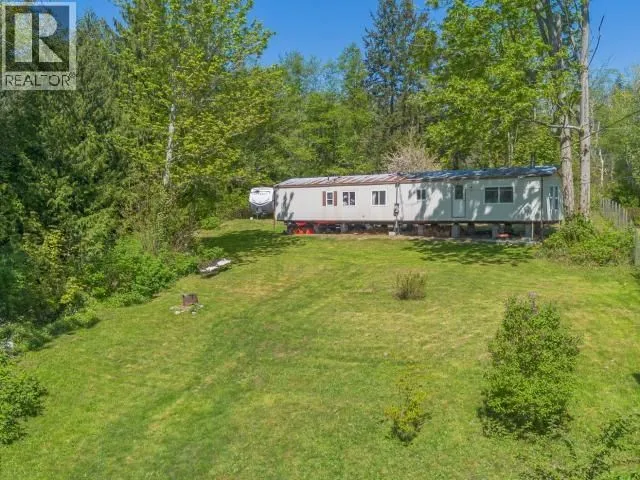 8981 HIGHWAY 101, Powell River 4