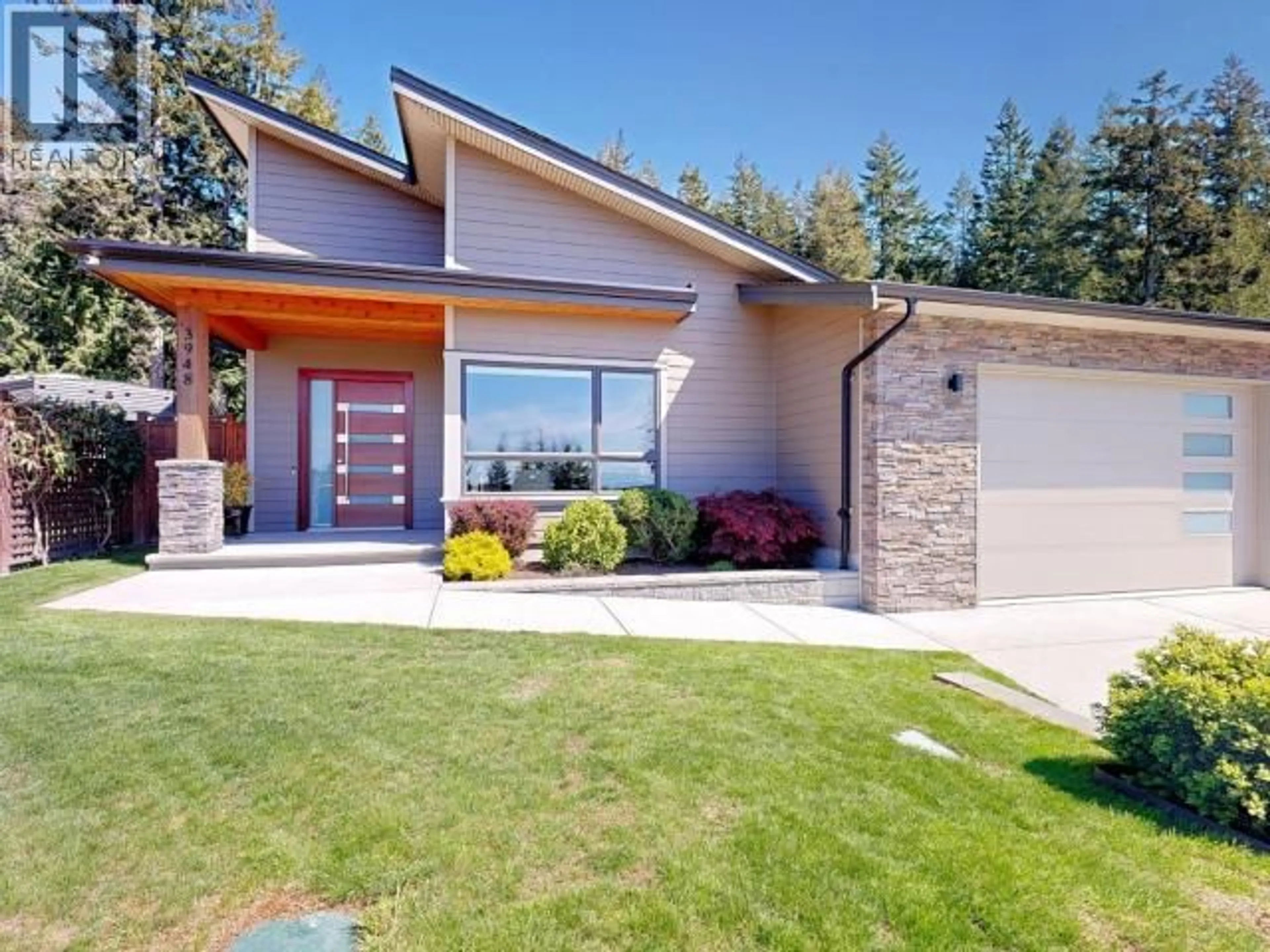 Home with brick exterior material, street for 3948 EAGLE RIDGE PLACE, Powell River British Columbia V8A0A7