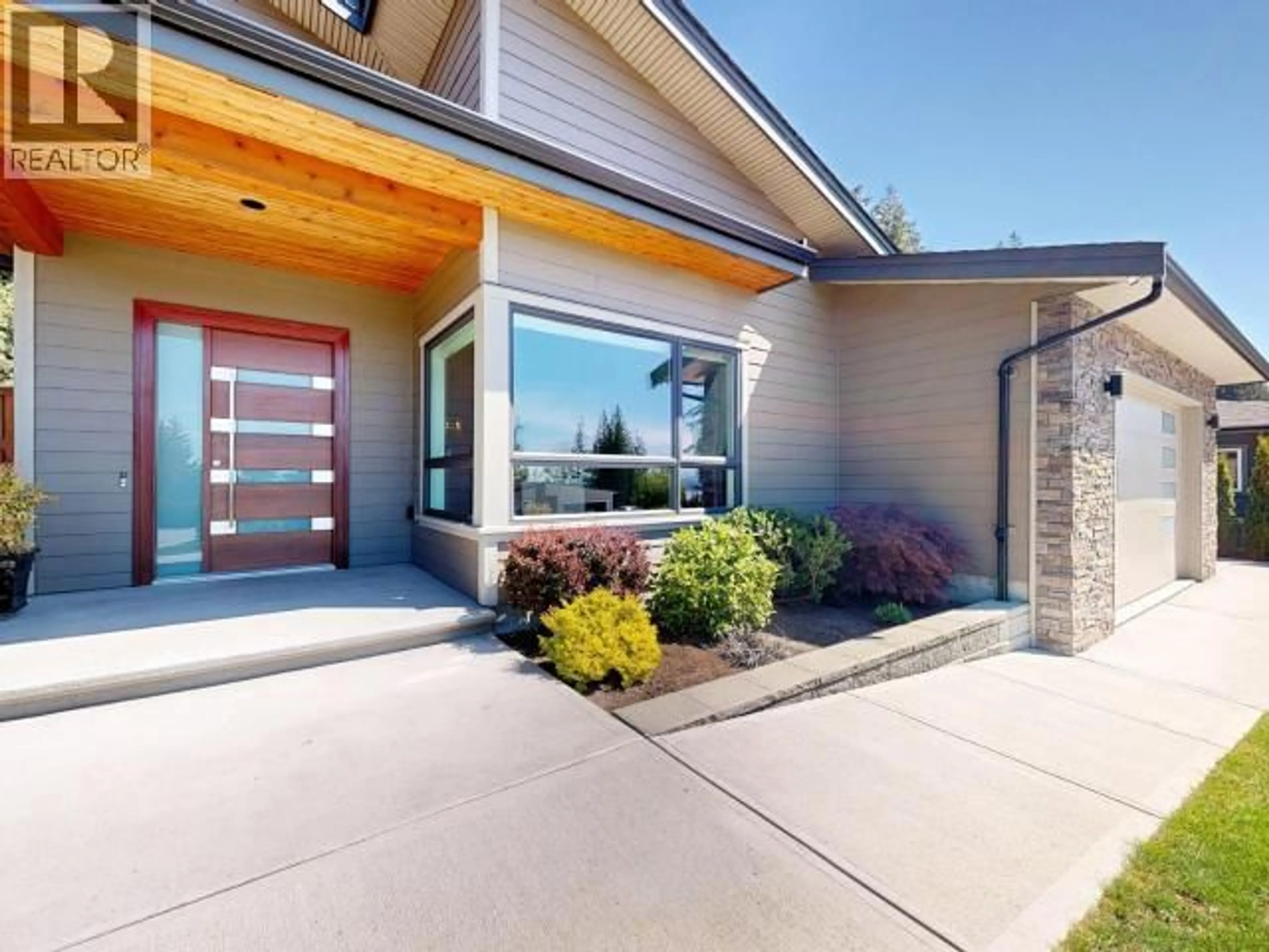 Home with brick exterior material, street for 3948 EAGLE RIDGE PLACE, Powell River British Columbia V8A0A7