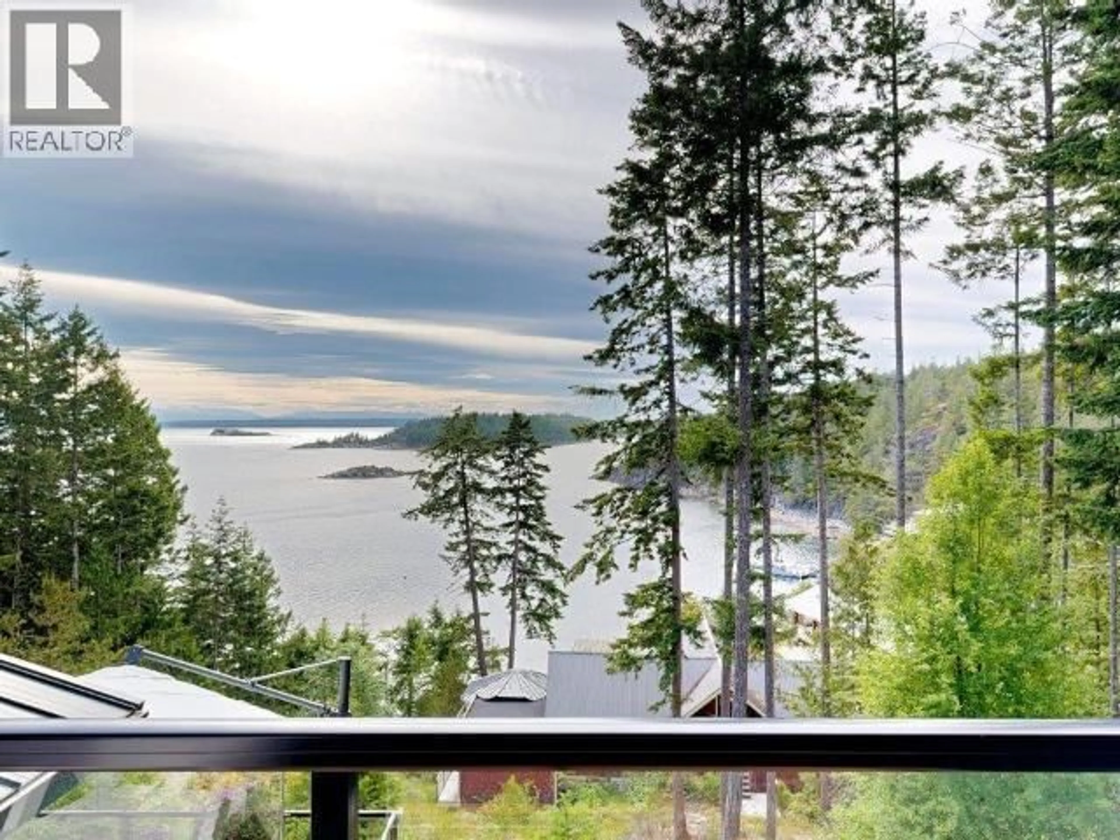 Unknown for 6 - 10289 FINN BAY ROAD, Powell River British Columbia V0N2G0