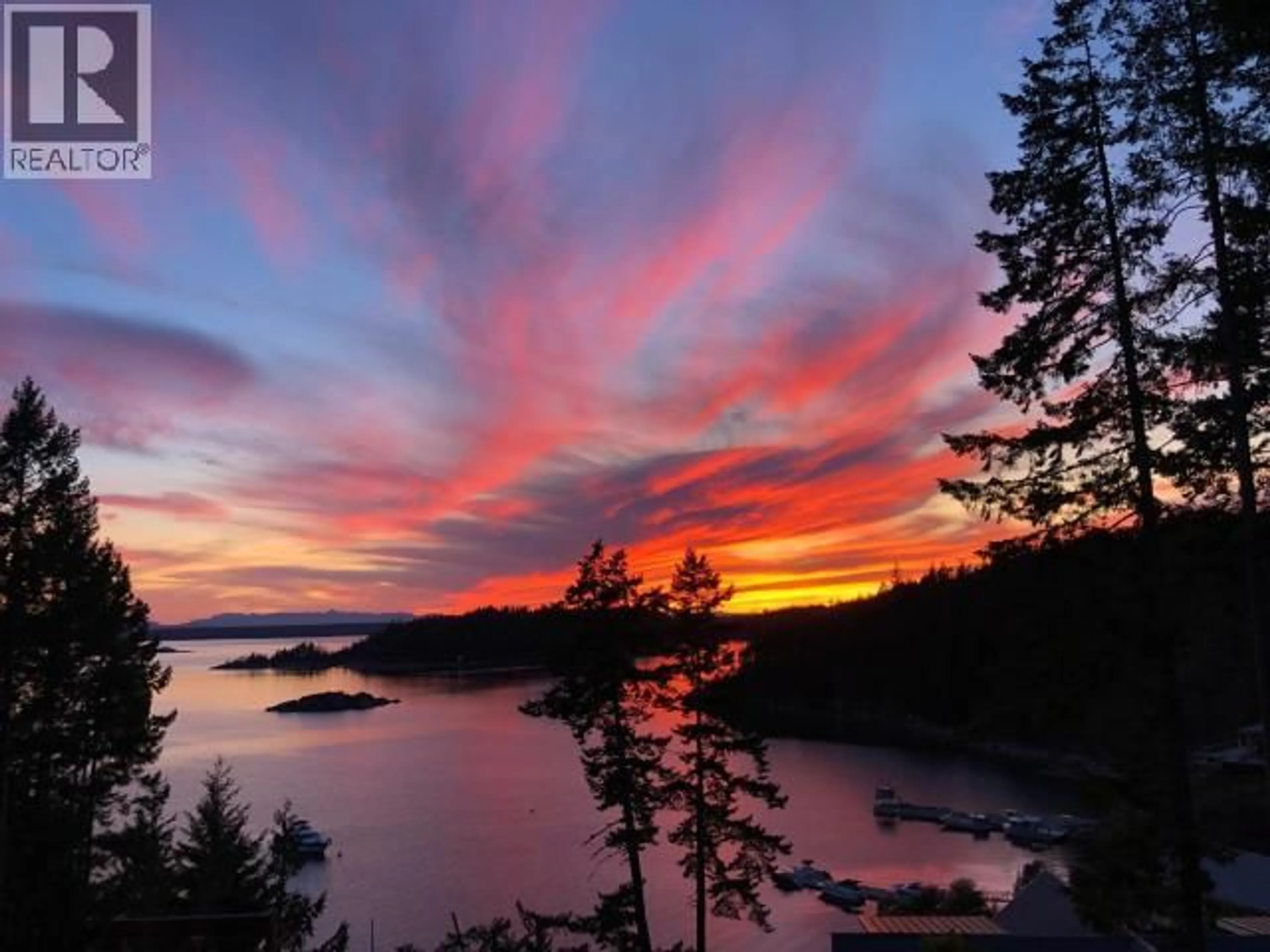 Unknown for 6 - 10289 FINN BAY ROAD, Powell River British Columbia V0N2G0