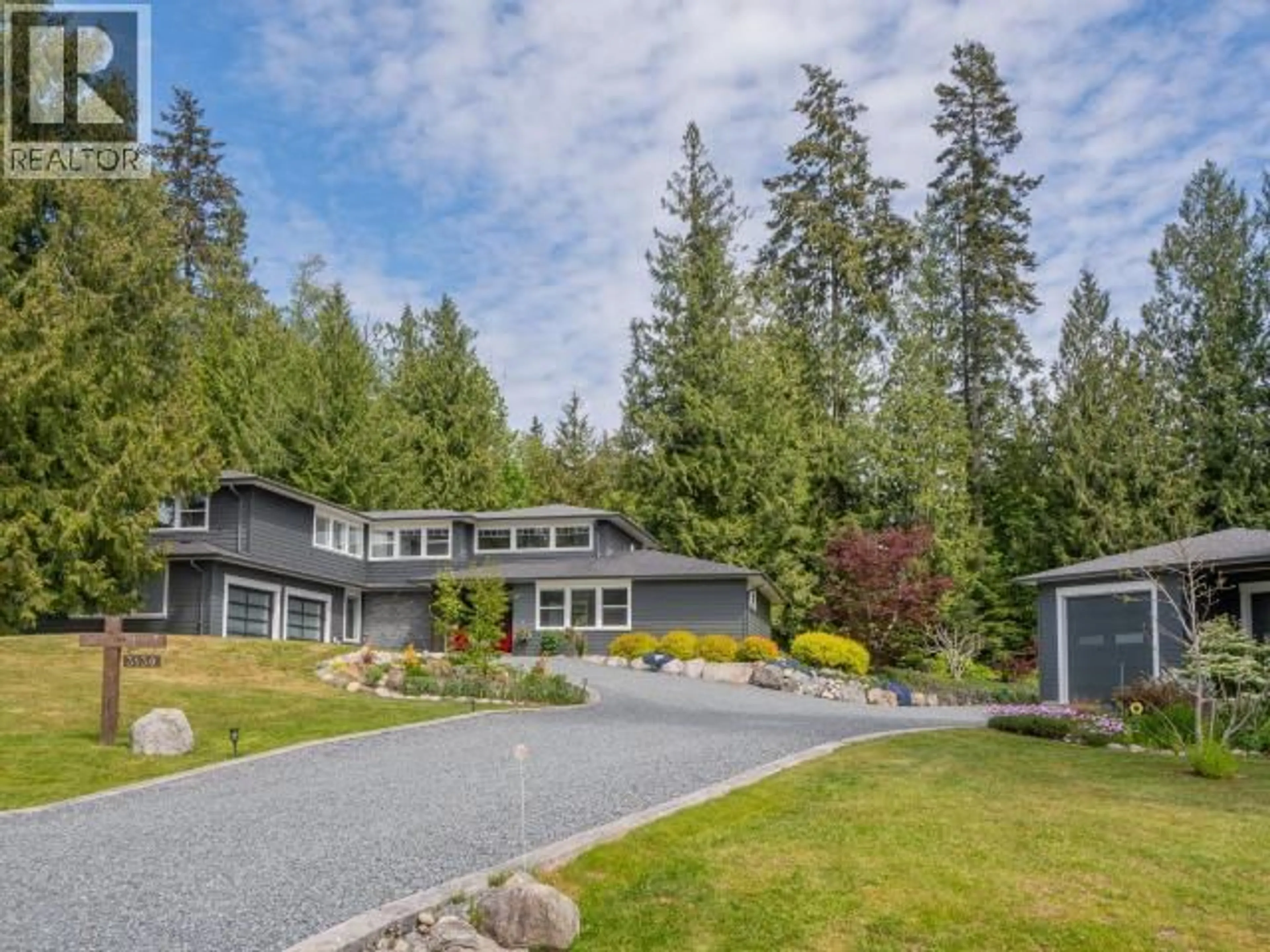 Home with vinyl exterior material, unknown for 3130 BUTLER RD, Powell River British Columbia V8A0R9