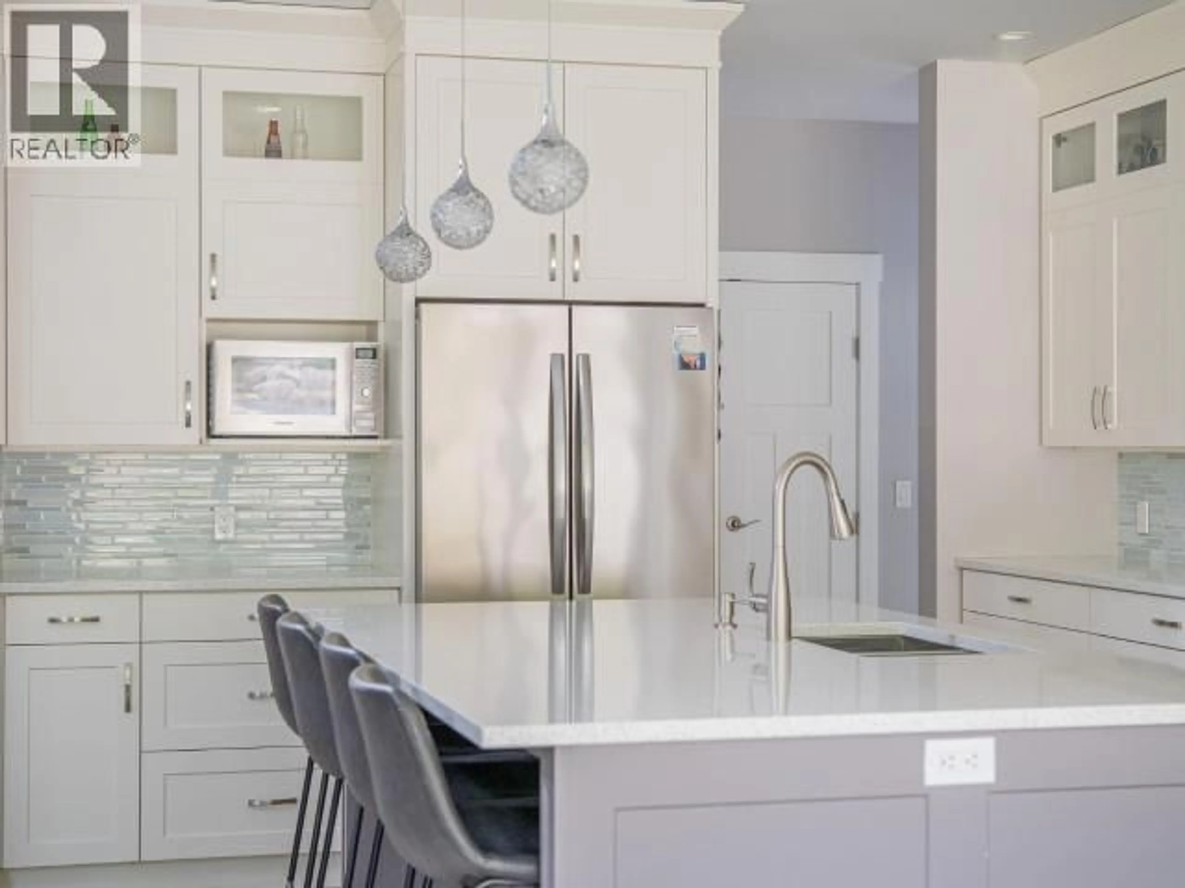 Contemporary kitchen, ceramic/tile floor for 3130 BUTLER RD, Powell River British Columbia V8A0R9