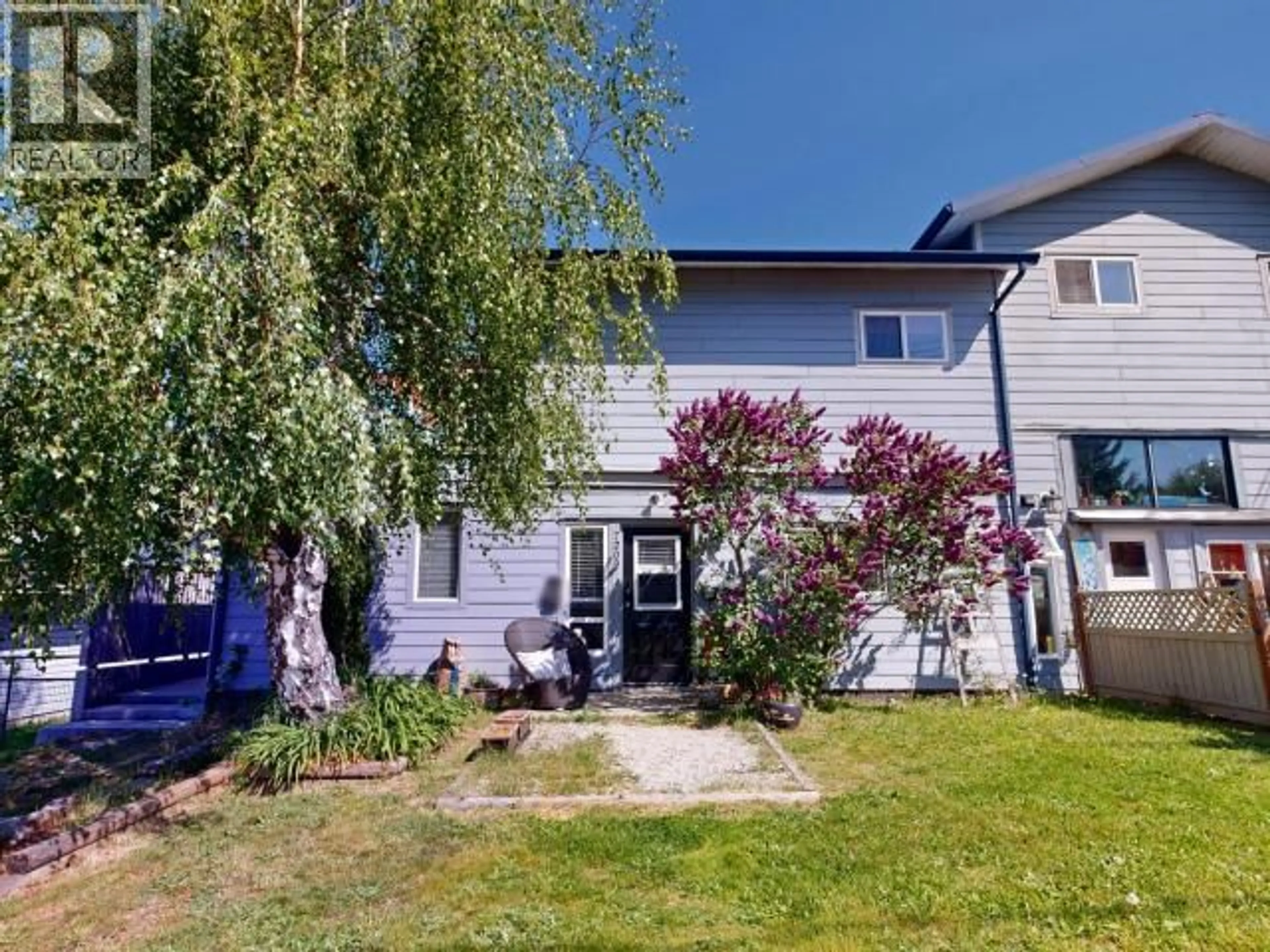 A pic from outside/outdoor area/front of a property/back of a property/a pic from drone, street for 7209 JORDAN STREET, Powell River British Columbia V8A1N2