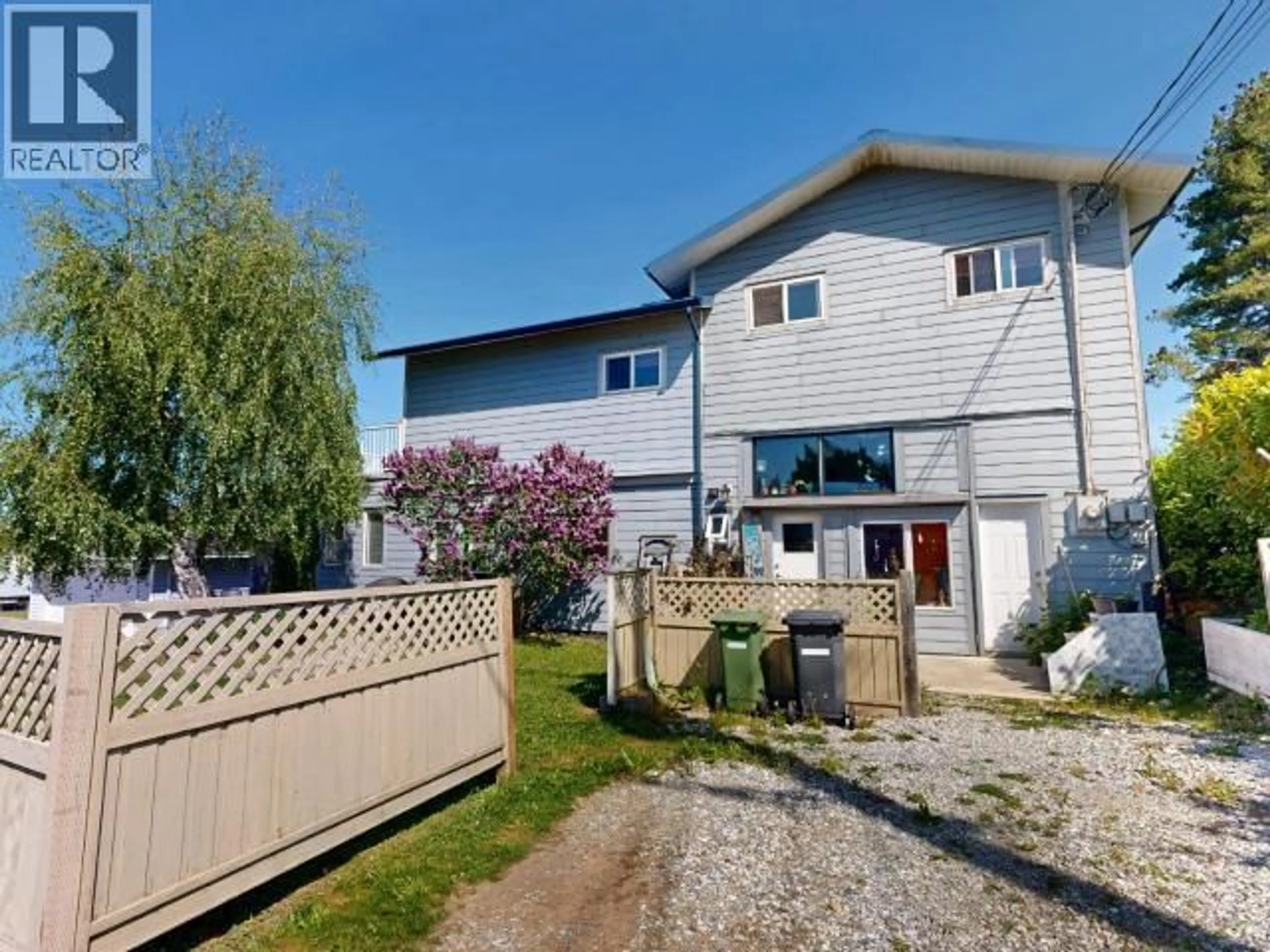 A pic from outside/outdoor area/front of a property/back of a property/a pic from drone, unknown for 7209 JORDAN STREET, Powell River British Columbia V8A1N2